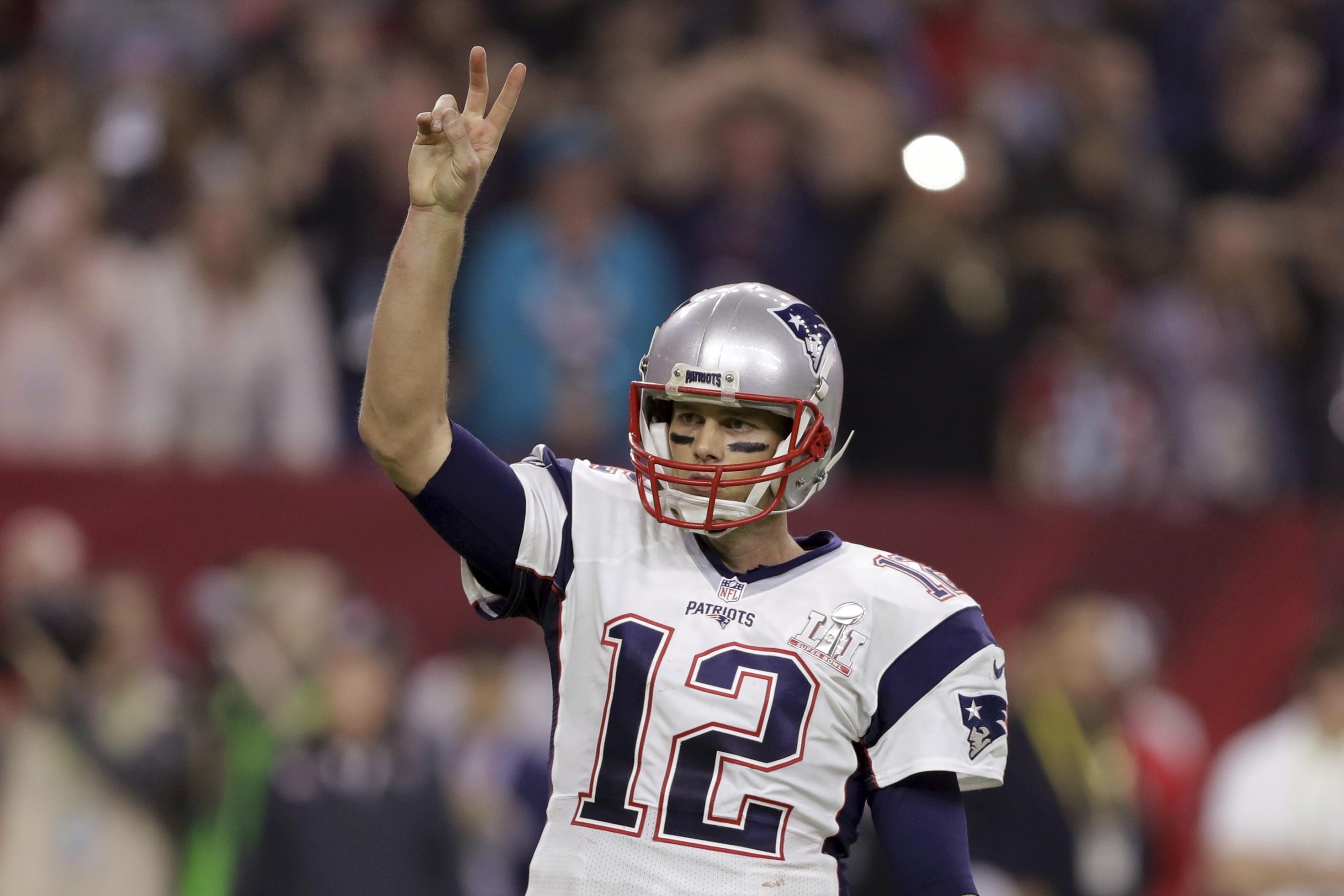 Tom Brady reaches 500 TD passes in Patriots' win – The Denver Post