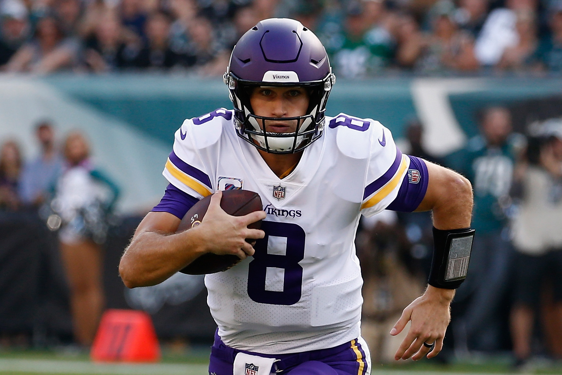 Cousins, defense lead Vikings over Eagles 23-21