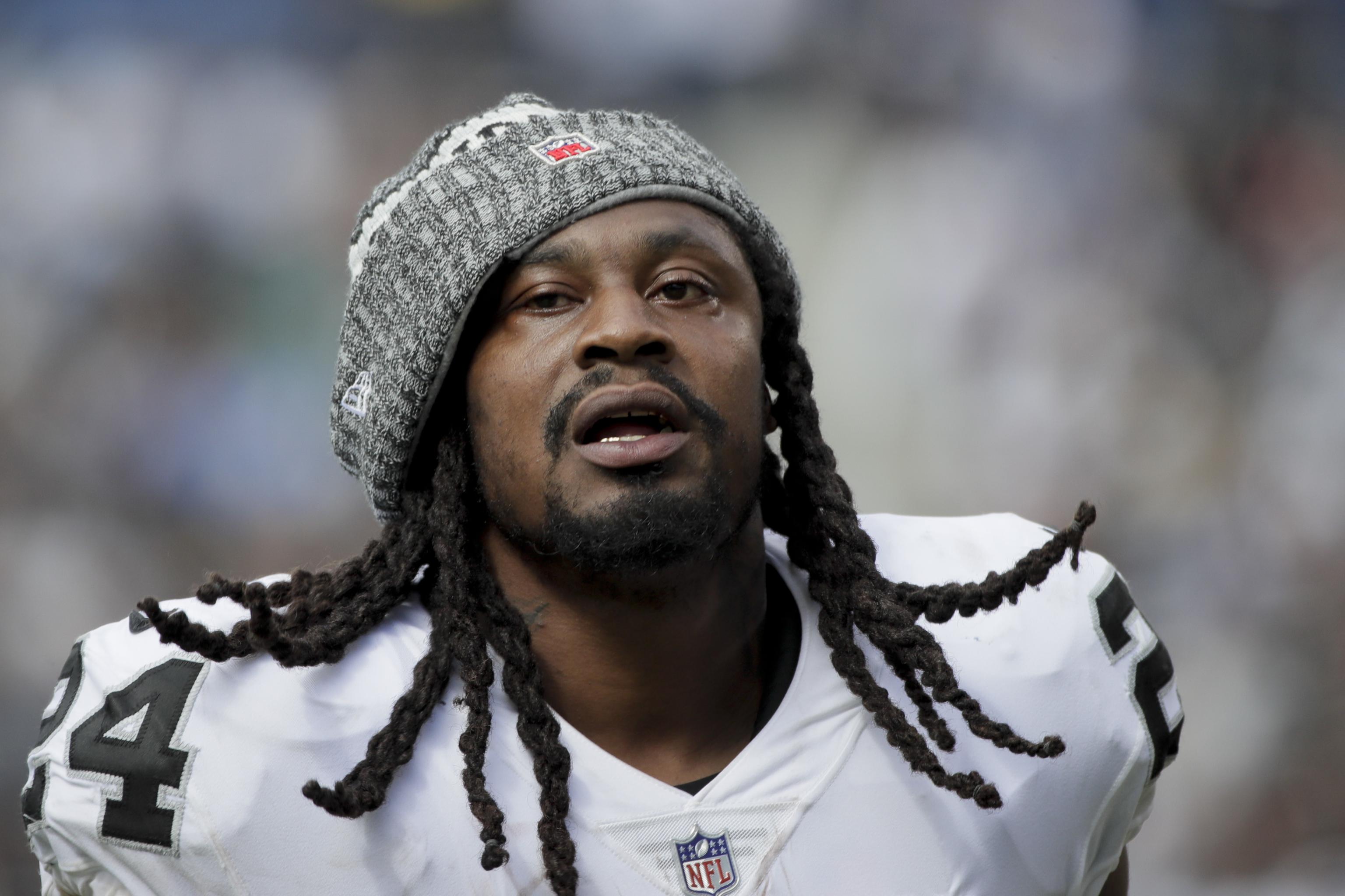 Marshawn Lynch emerges in Raiders gear for the first time - Field Gulls