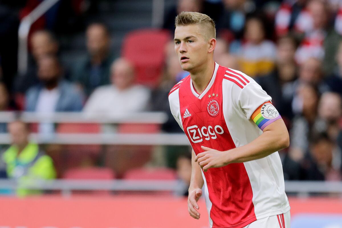 Ajax Director: Barcelona, Juventus Target Matthijs de Ligt Could Leave in Summer | Bleacher ...