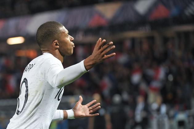 France's forward Kylian Mbappe celebrates after scoring a penalty kick during the friendly football match between France and Iceland at the Roudourou Stadium in Guingamp, western France on October 11, 2018. (Photo by LOIC VENANCE / AFP)        (Photo credit should read LOIC VENANCE/AFP/Getty Images)