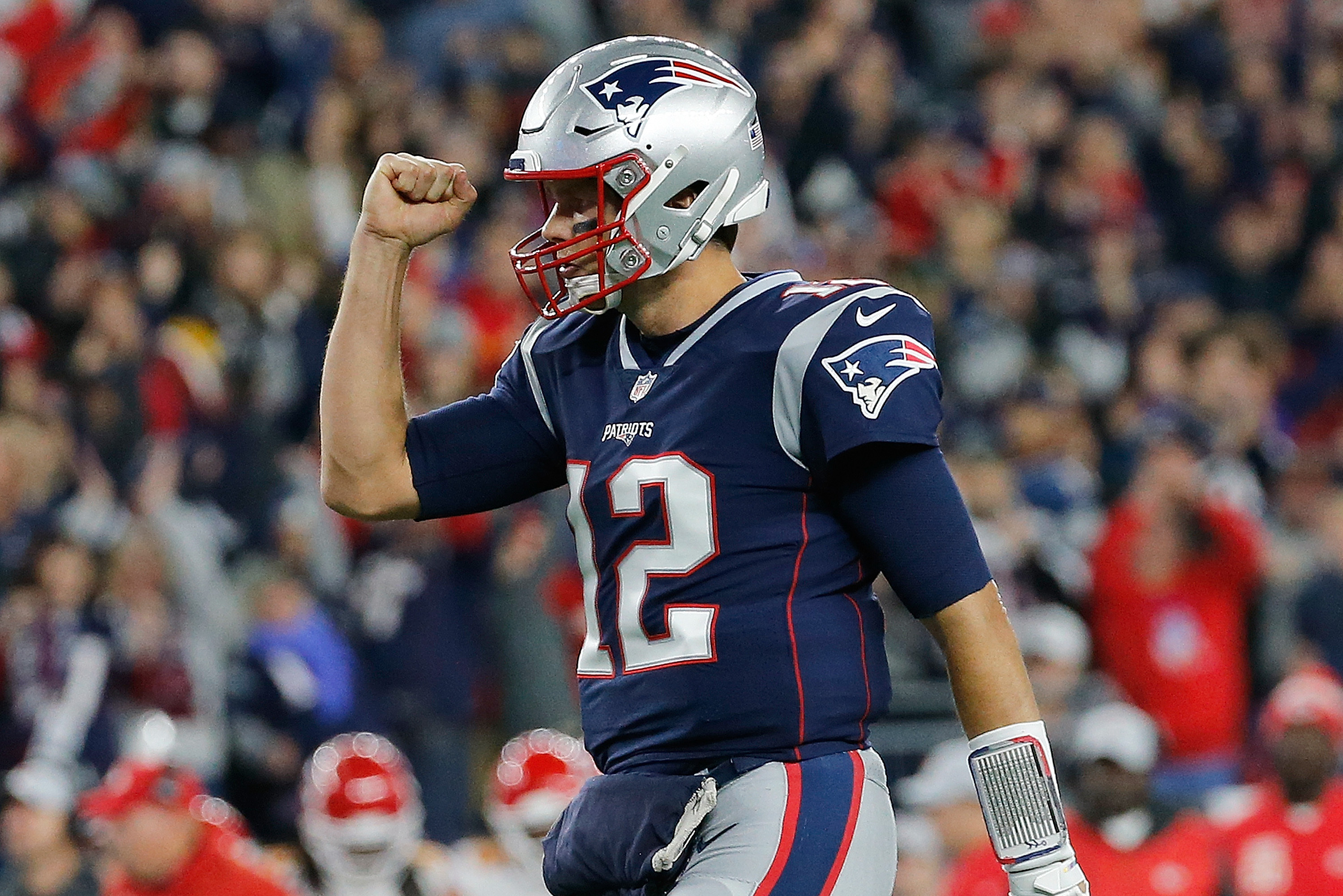 Tom Brady becomes all-time leader in regular season QB wins, collecting  187th win with Patriots 