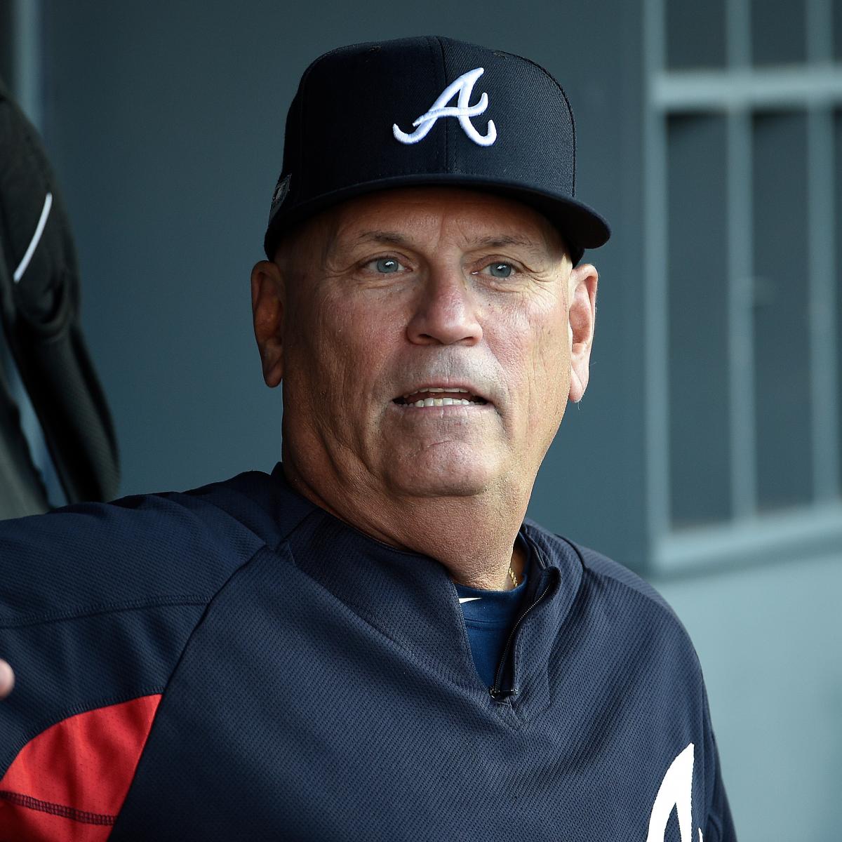 Atlanta Braves on X: The #Braves today signed manager Brian Snitker to a  contract extension through the 2025 season.  / X