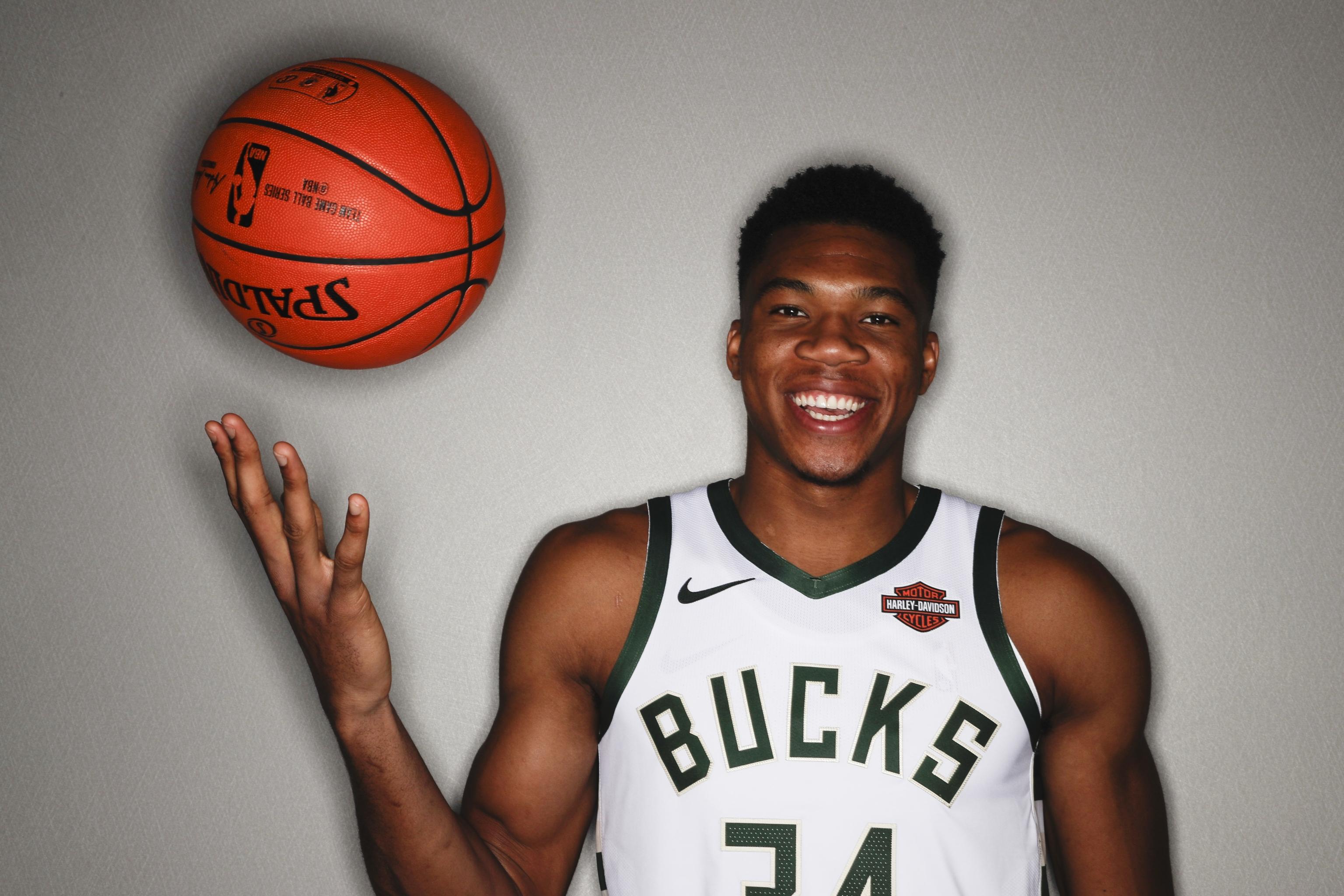 Celtics Raptors Sixers Beware Giannis Antetokounmpo Is Coming For The East Bleacher Report Latest News Videos And Highlights