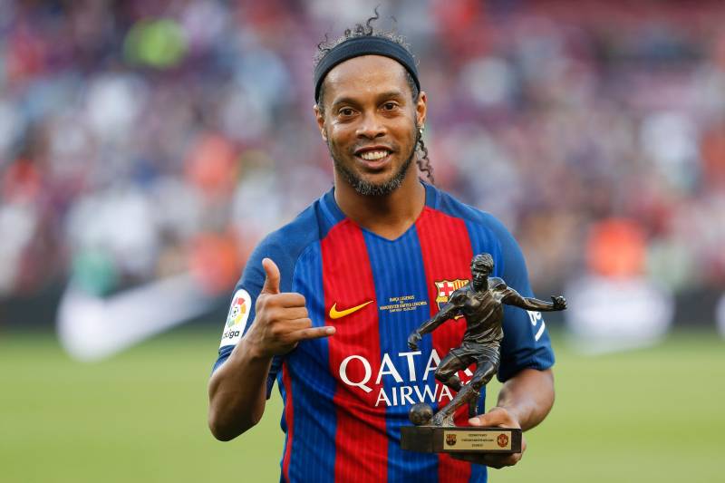 Report Barcelona To Limit Ronaldinho Rivaldo Role After Jair