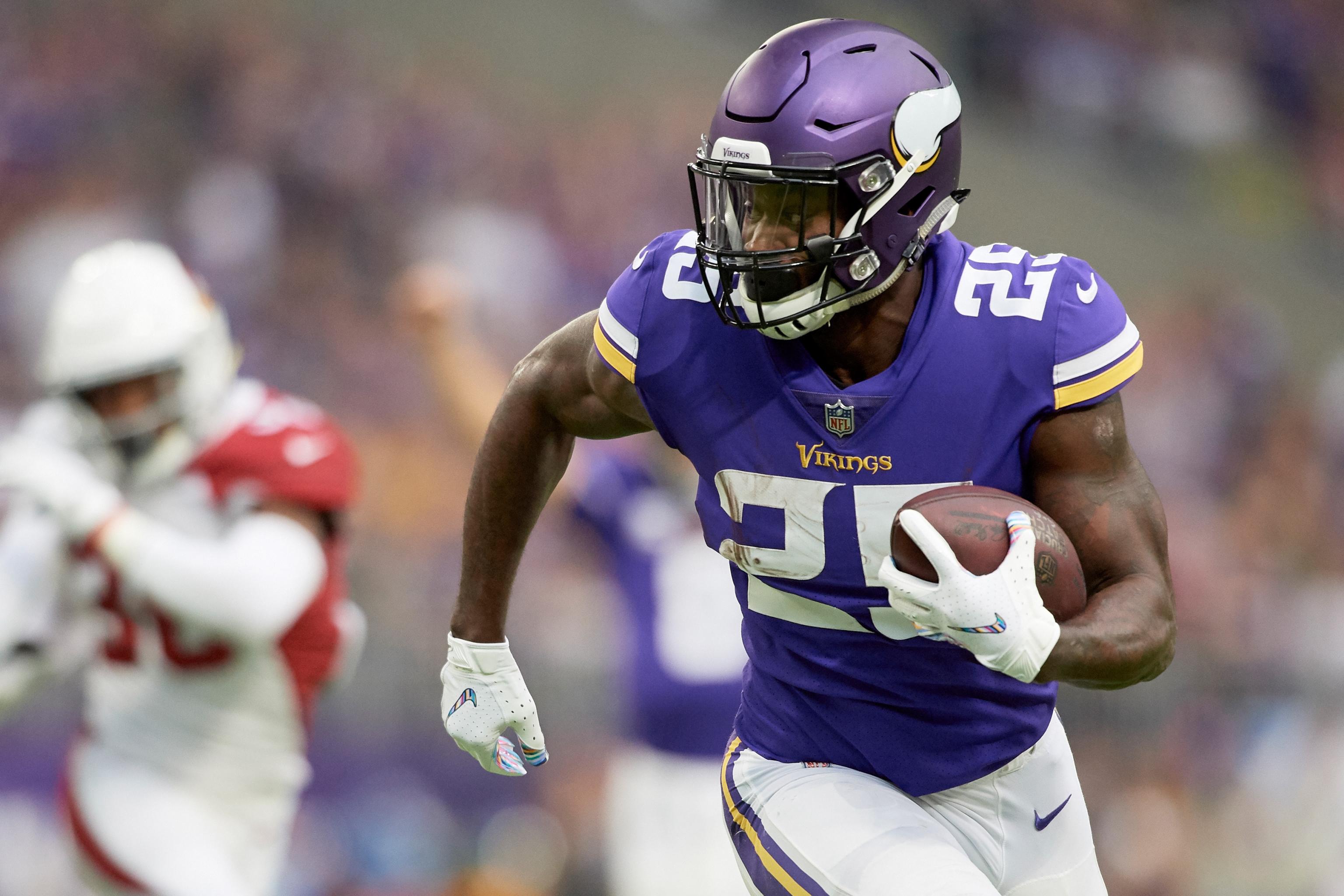 Latavius Murray: Stats, Injury News & Fantasy Projections