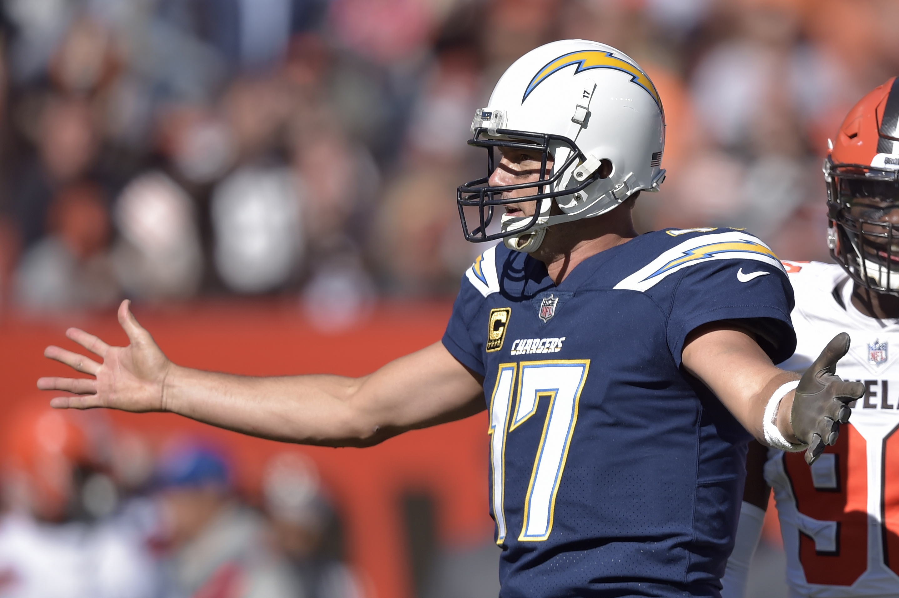 No plans to move Sunday's Chargers game at SoFi Stadium - CBS Los Angeles