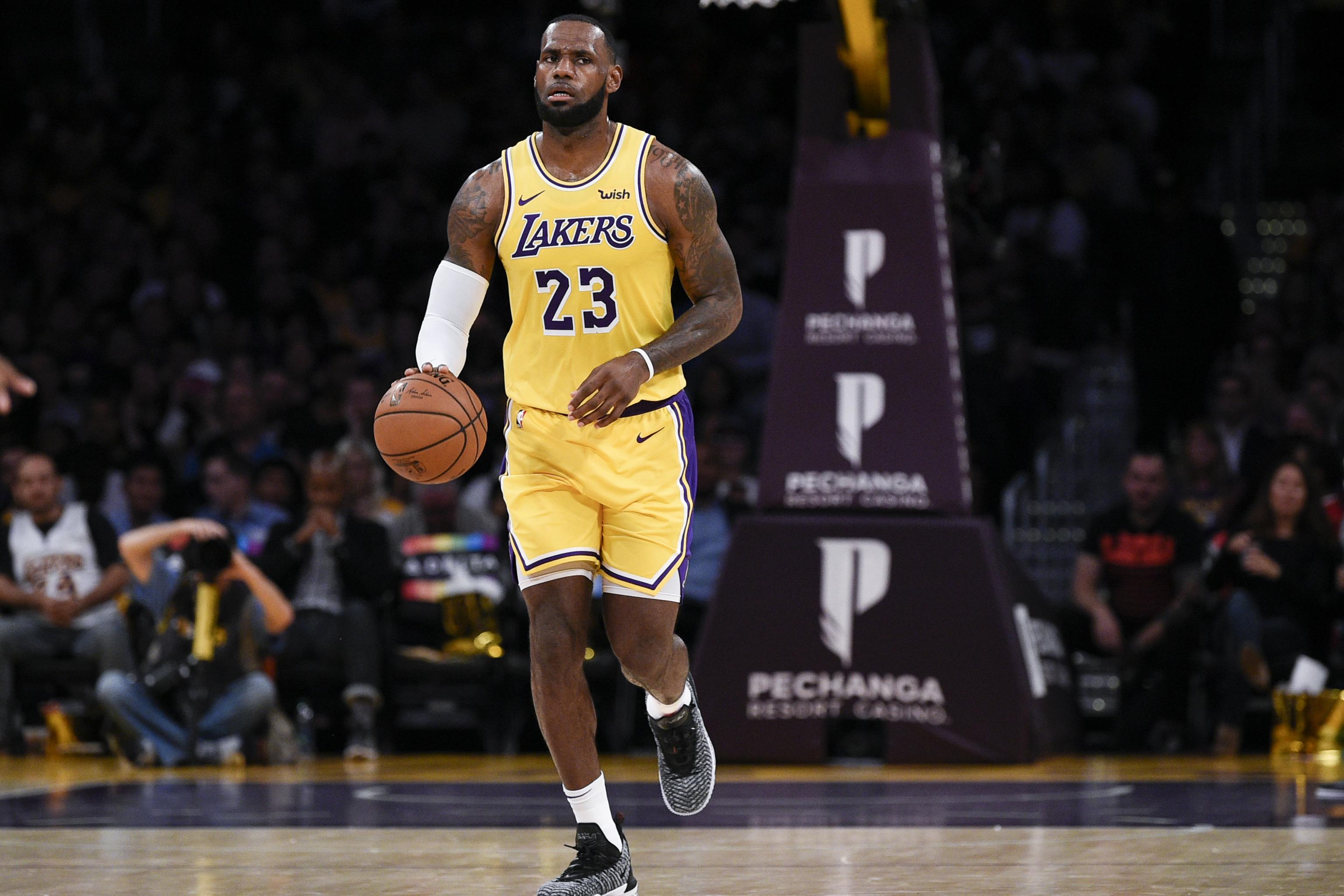 Lakers Lebron James Passes Andre Miller For 10th On Nba All Time Assist List Bleacher Report Latest News Videos And Highlights