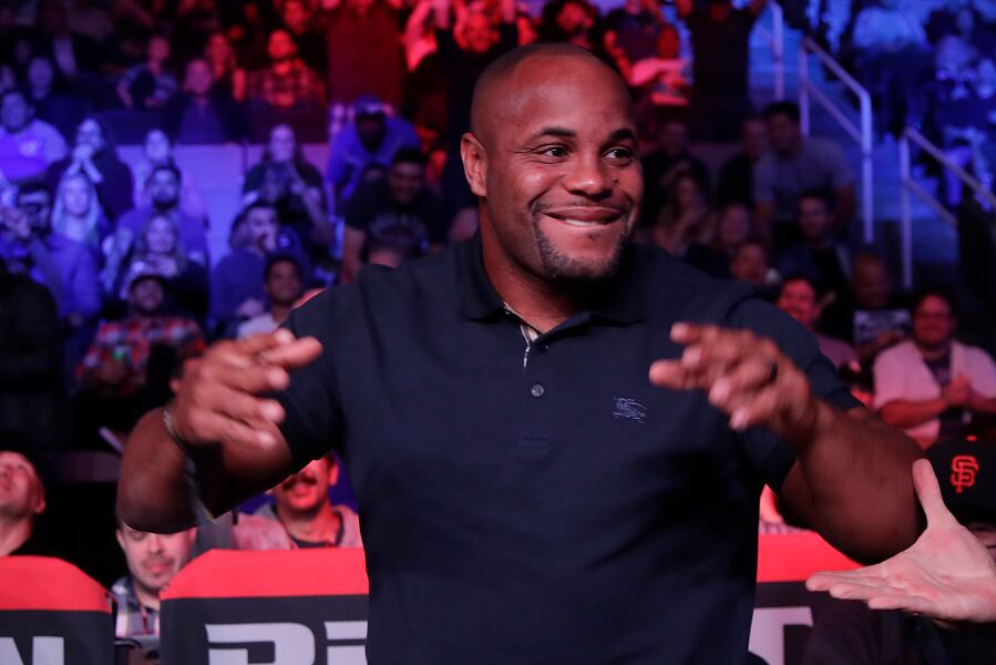 Daniel Cormier Trying Out For Wwe Commentary Job After Ufc 230 Fight Vs Lewis Bleacher Report Latest News Videos And Highlights