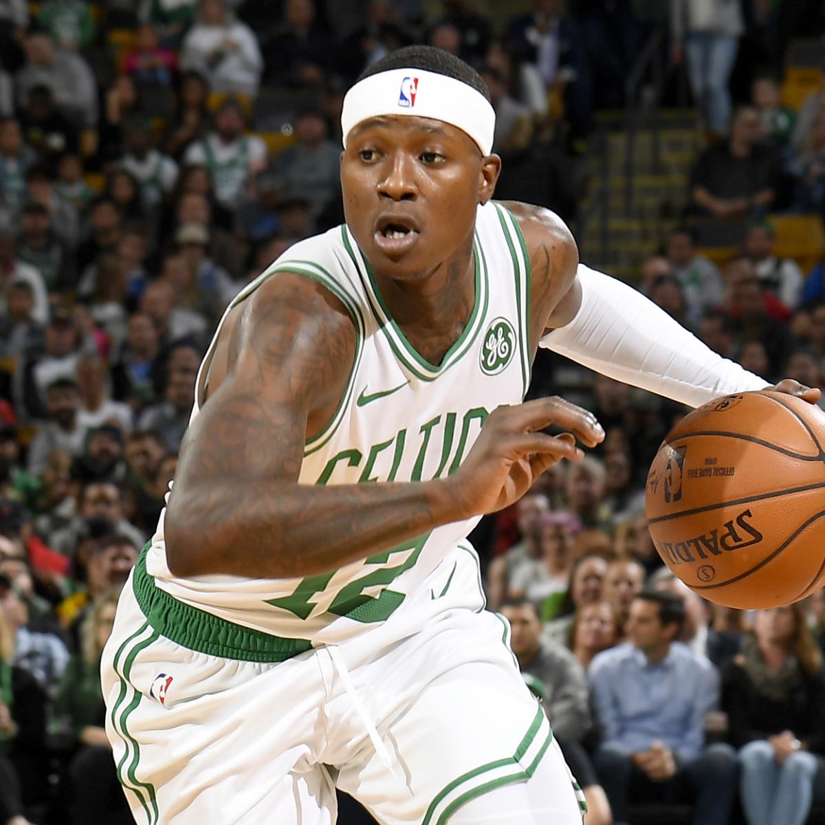 what is a restricted free agent mean