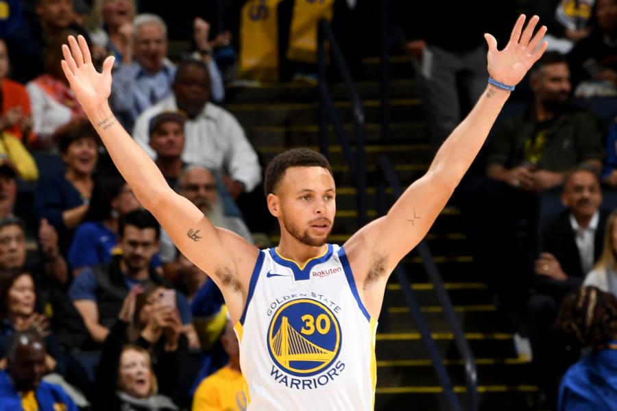 Rebuilt and ready to score inside, Steph Curry's proving bigger is