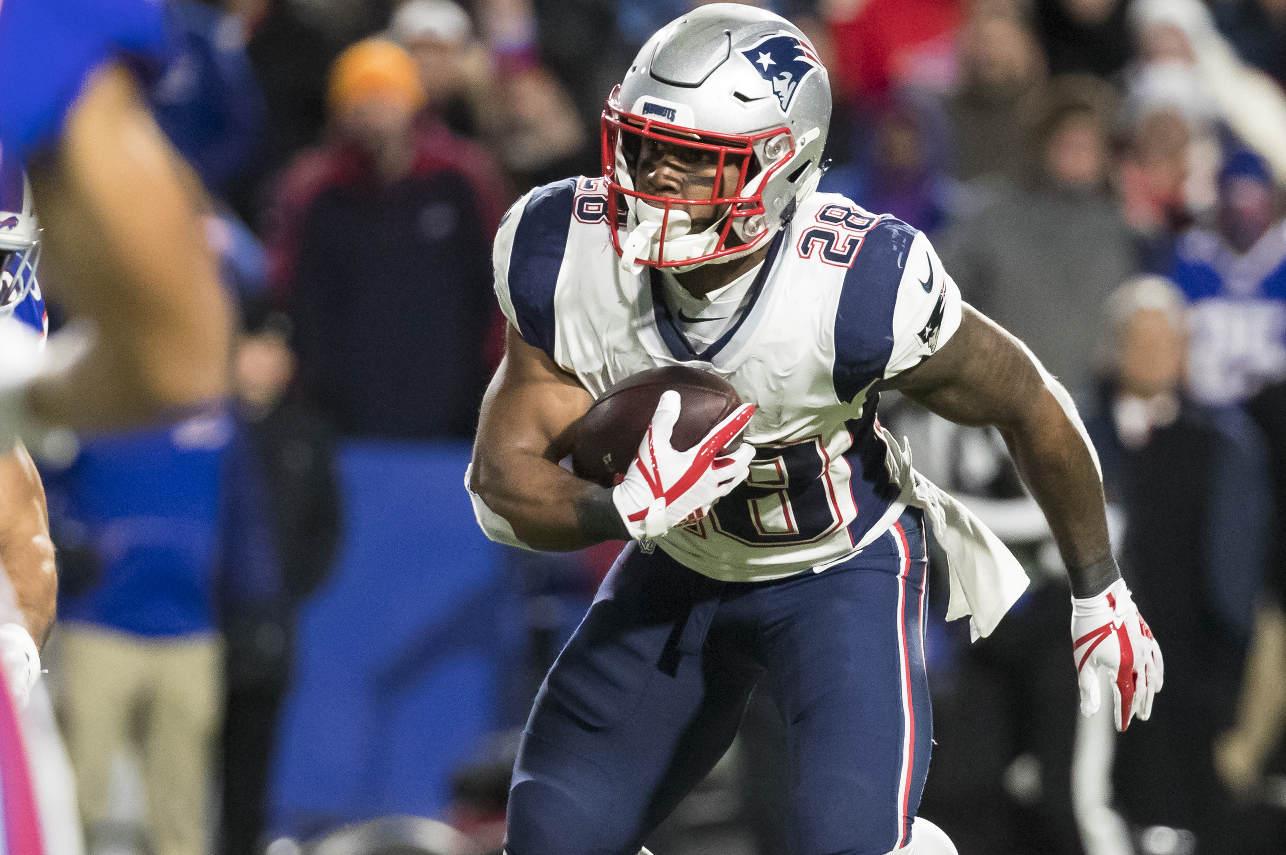 Patriots' Tom Brady still hasn't found jersey, says James White