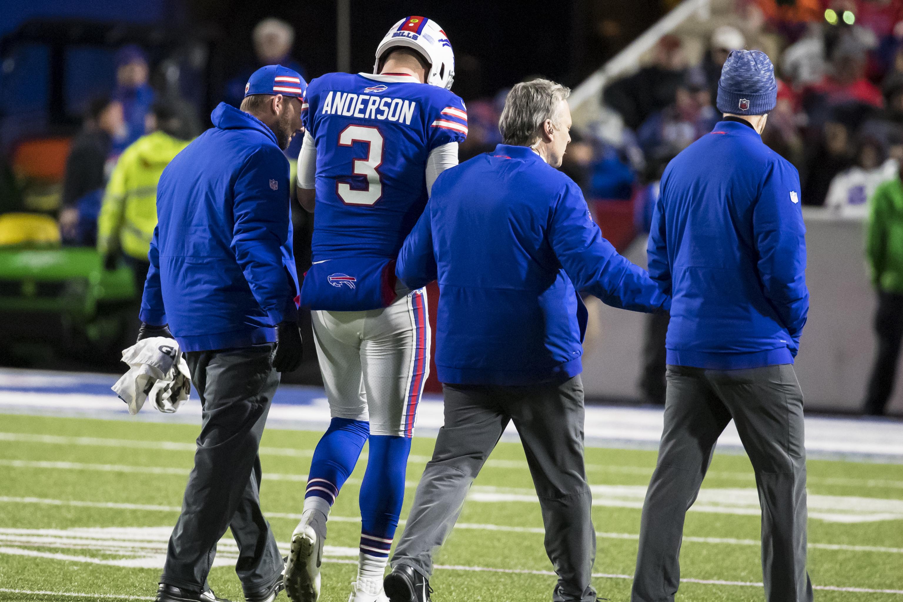 Derek Anderson to become the 13th Bills QB to start a game against