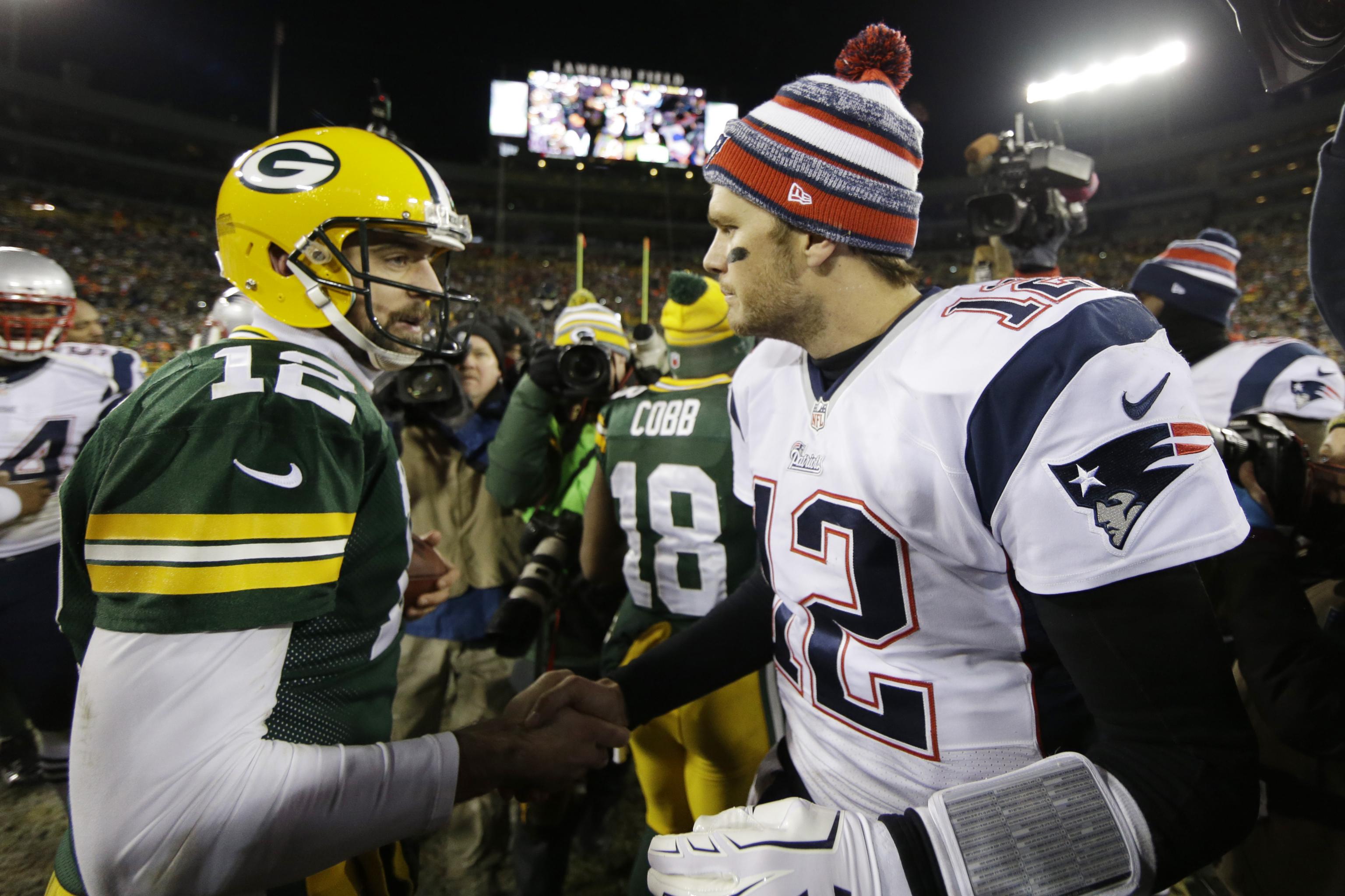 Aaron Rodgers leads Packers past Patriots in showdown