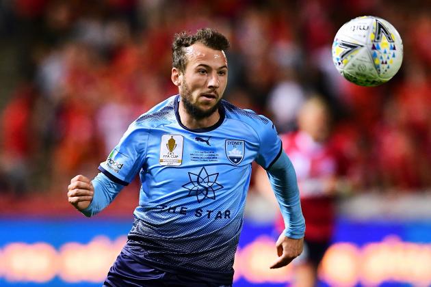 ADELAIDE, AUSTRALIA - OCTOBER 30: Adam Le Fondre of Sydney FC during the FFA Cup Final match between Adelaide United and Sydney FC at Coopers Stadium on October 30, 2018 in Adelaide, Australia. (Photo by Mark Brake/Getty Images)