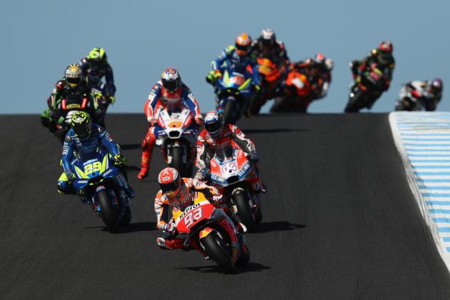 PHILLIP ISLAND, AUSTRALIA - OCTOBER 28:  Marc Marquez of Spain and Repsol Honda Team during the 2018 MotoGP of Australia at Phillip Island Grand Prix Circuit on October 28, 2018 in Phillip Island, Australia.  (Photo by Robert Cianflone/Getty Images)
