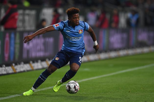 Leverkusen's Jamaican midfielder Leon Bailey controls the ball during the German first division Bundesliga football match Werder Bremen vs Bayer 04 Leverkusen in Bremen, nothern Germany, on October 28, 2018. (Photo by Patrik STOLLARZ / AFP) / RESTRICTIONS: DFL REGULATIONS PROHIBIT ANY USE OF PHOTOGRAPHS AS IMAGE SEQUENCES AND/OR QUASI-VIDEO        (Photo credit should read PATRIK STOLLARZ/AFP/Getty Images)