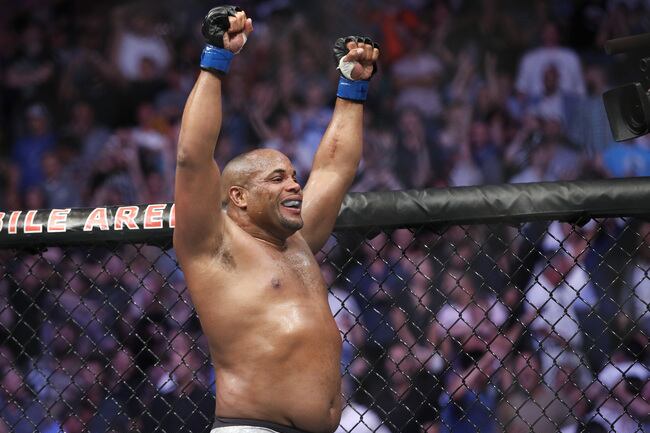 Relentless Ufc Pound For Pound King Daniel Cormier Is Better Than Ever At Age 39 Bleacher Report Latest News Videos And Highlights
