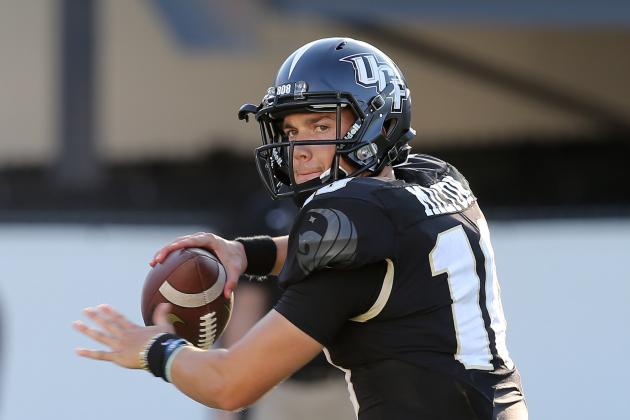 ORLANDO, FL - SEPTEMBER 21:  McKenzie Milton #10 of the UCF Knights warms up during a game against the Florida Atlantic Owls at Spectrum Stadium on September 21, 2018 in Orlando, Florida. (Photo by Alex Menendez/Getty Images)