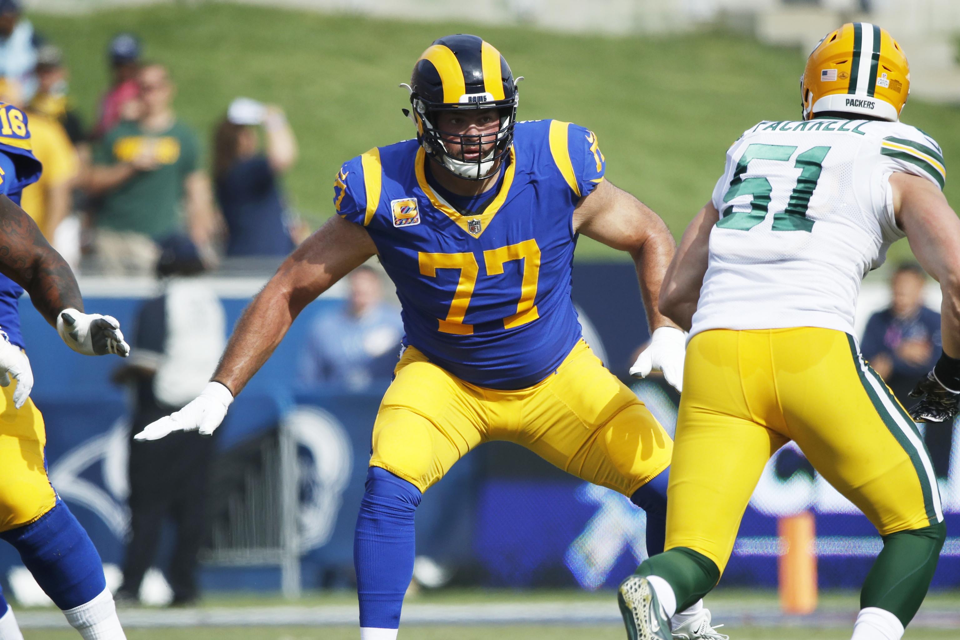 Rams' Andrew Whitworth donated game check to Thousand Oaks