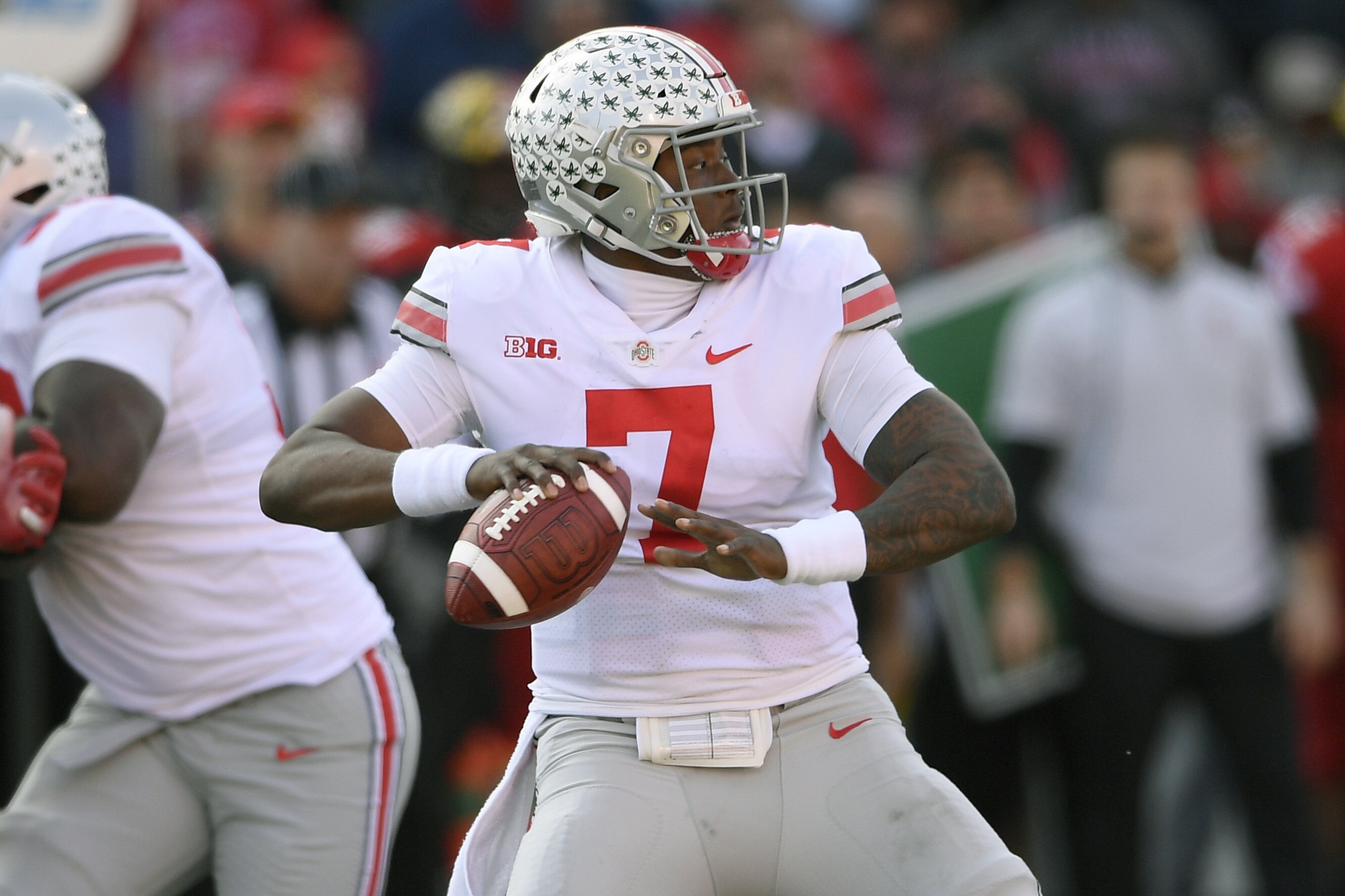 Ohio State quarterback Dwayne Haskins Jr. (7) looks to pass during the first half of an NCAA football game against Maryland, Saturday, Nov. 17, 2018, in College Park, Md. (AP Photo/Nick Wass)
