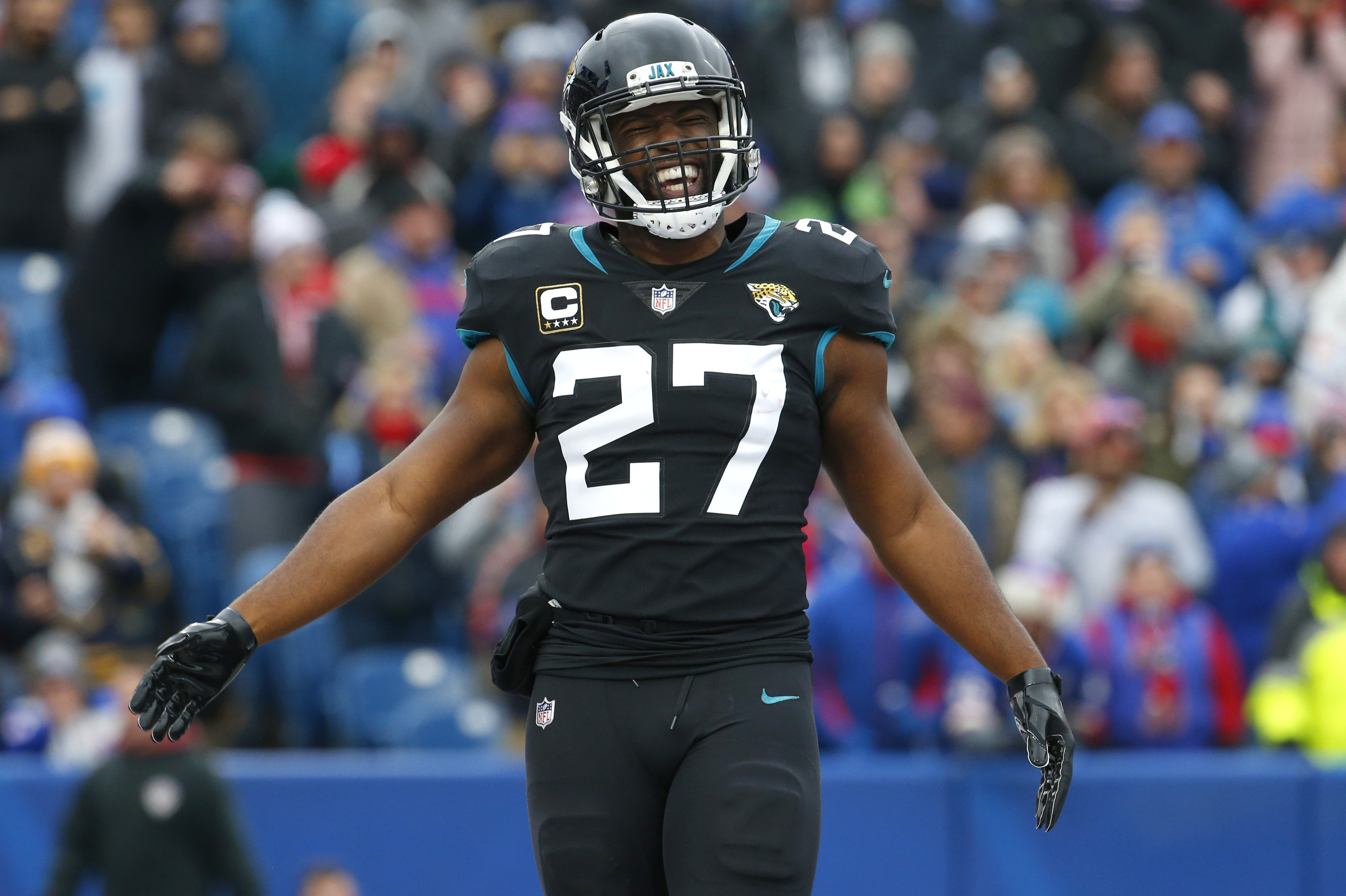 Leonard Fournette helps Jacksonville Jaguars oust Pittsburgh Steelers 