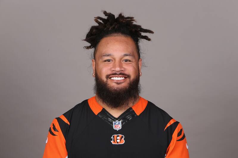 Former Bengals Lb Rey Maualuga Has Battery Charges Dropped Bleacher Report Latest News Videos And Highlights