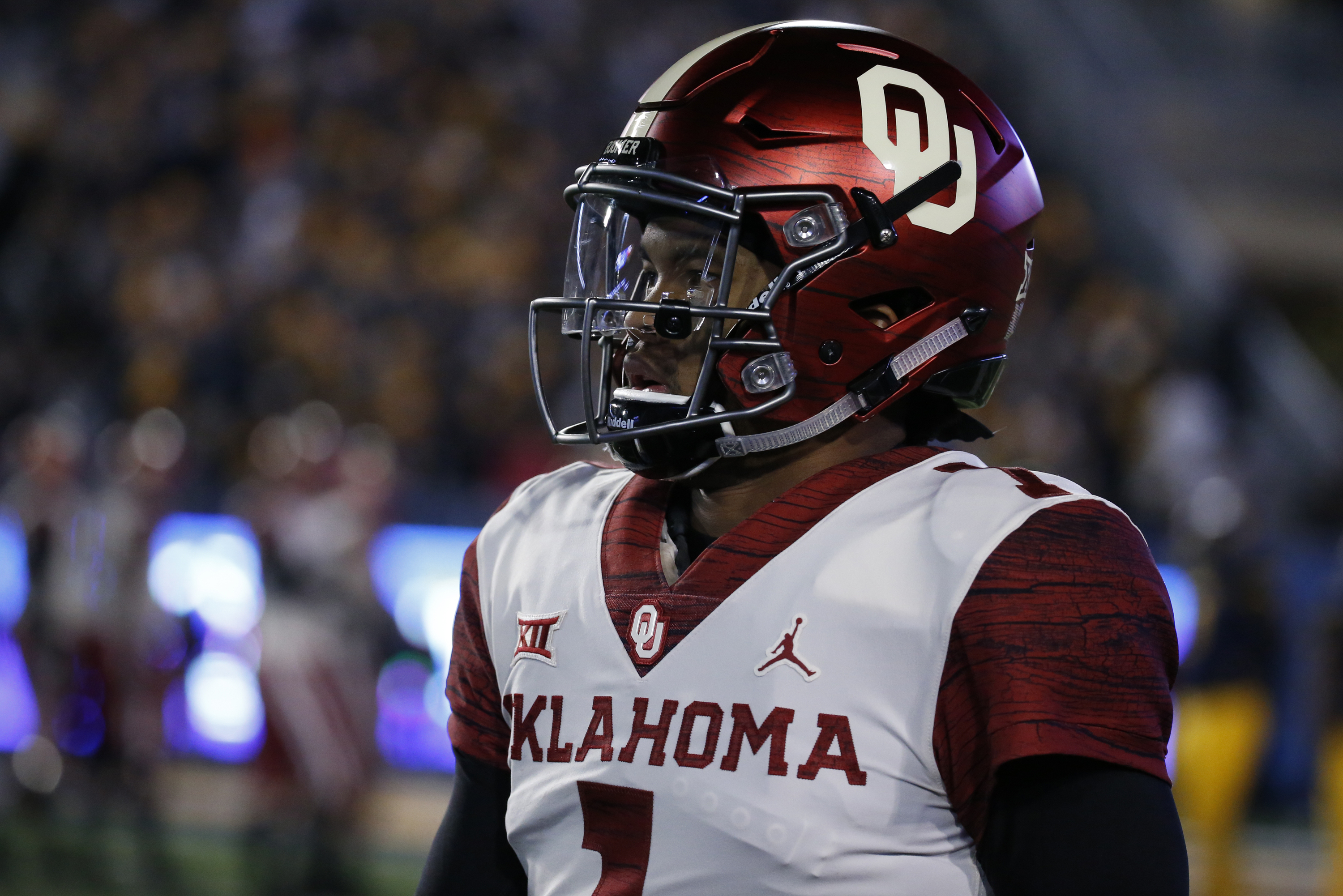 Report: Oklahoma's Kyler Murray, Oakland A's agree to deal worth nearly $5  million guaranteed; will play football this fall