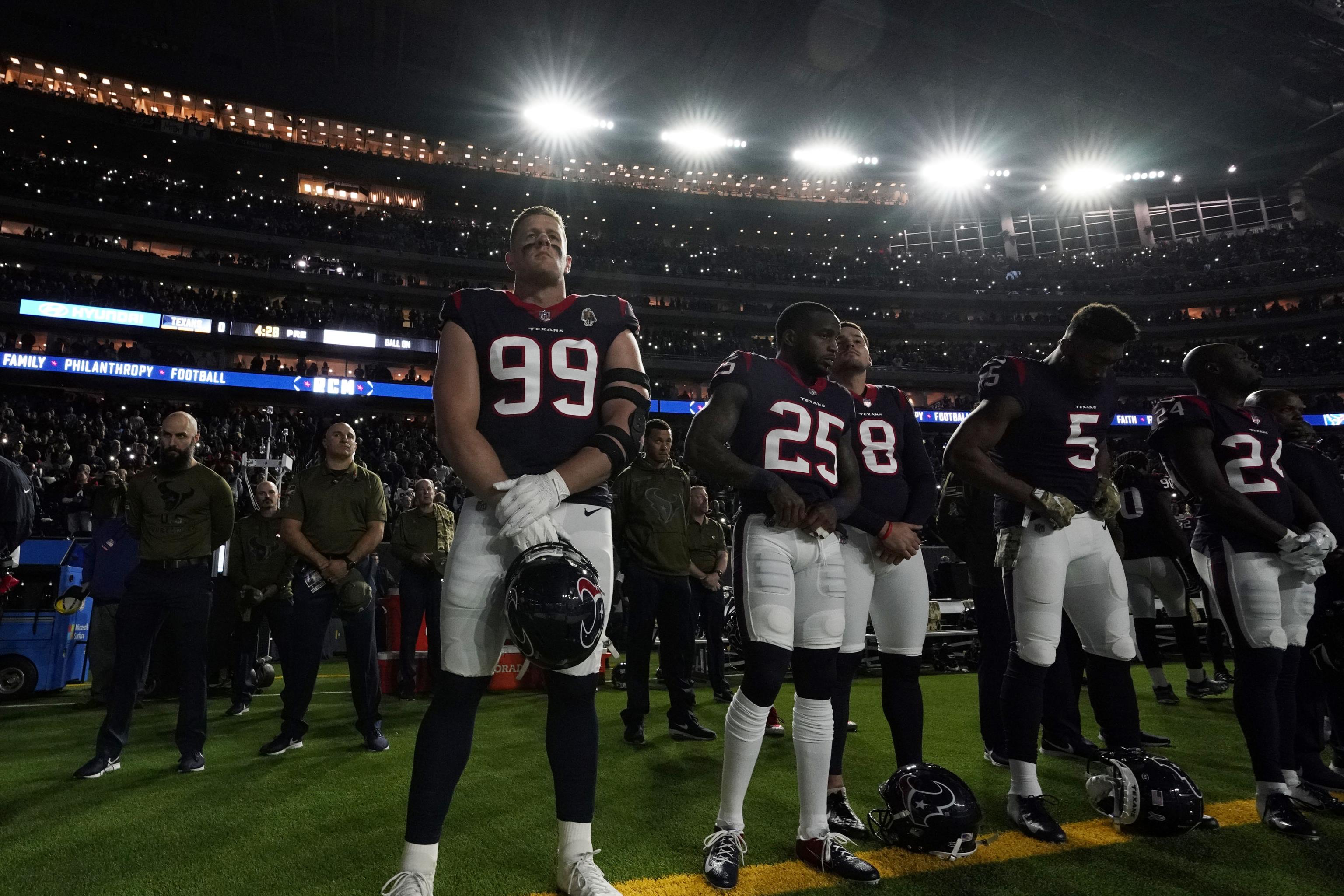 Houston Texans: Bob McNair honored before Monday's victory vs. Titans