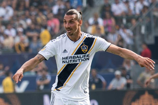 CARSON, CA - OCTOBER 28:  Zlatan Ibrahimovic #9 of Los Angeles Galaxy during the Los Angeles Galaxy's MLS match against Houston Dynamo at the StubHub Center on October 28, 2018 in Carson, California.  The Houston Dynamo won the match 3-2 (Photo by Shaun Clark/Getty Images)