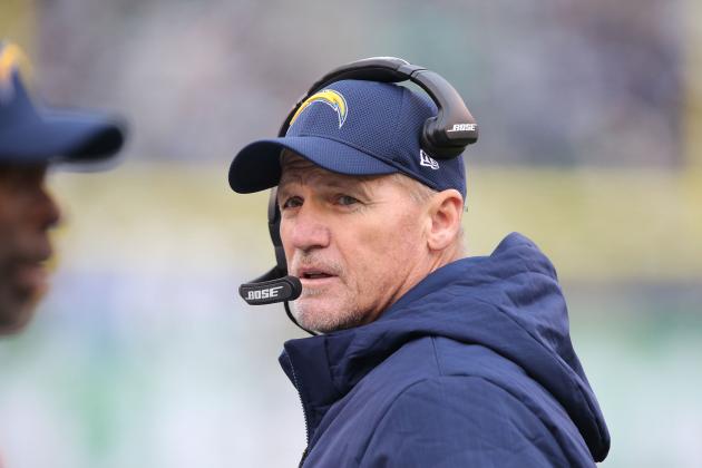 EAST RUTHERFORD, NJ - DECEMBER 24: Offensive Coordinator Ken Whisenhunt of the Los Angeles Chargers in action against the New York Jets in an NFL game at MetLife Stadium on December 24, 2017 in East Rutherford, New Jersey. (Photo by Al Pereira/Getty Images)