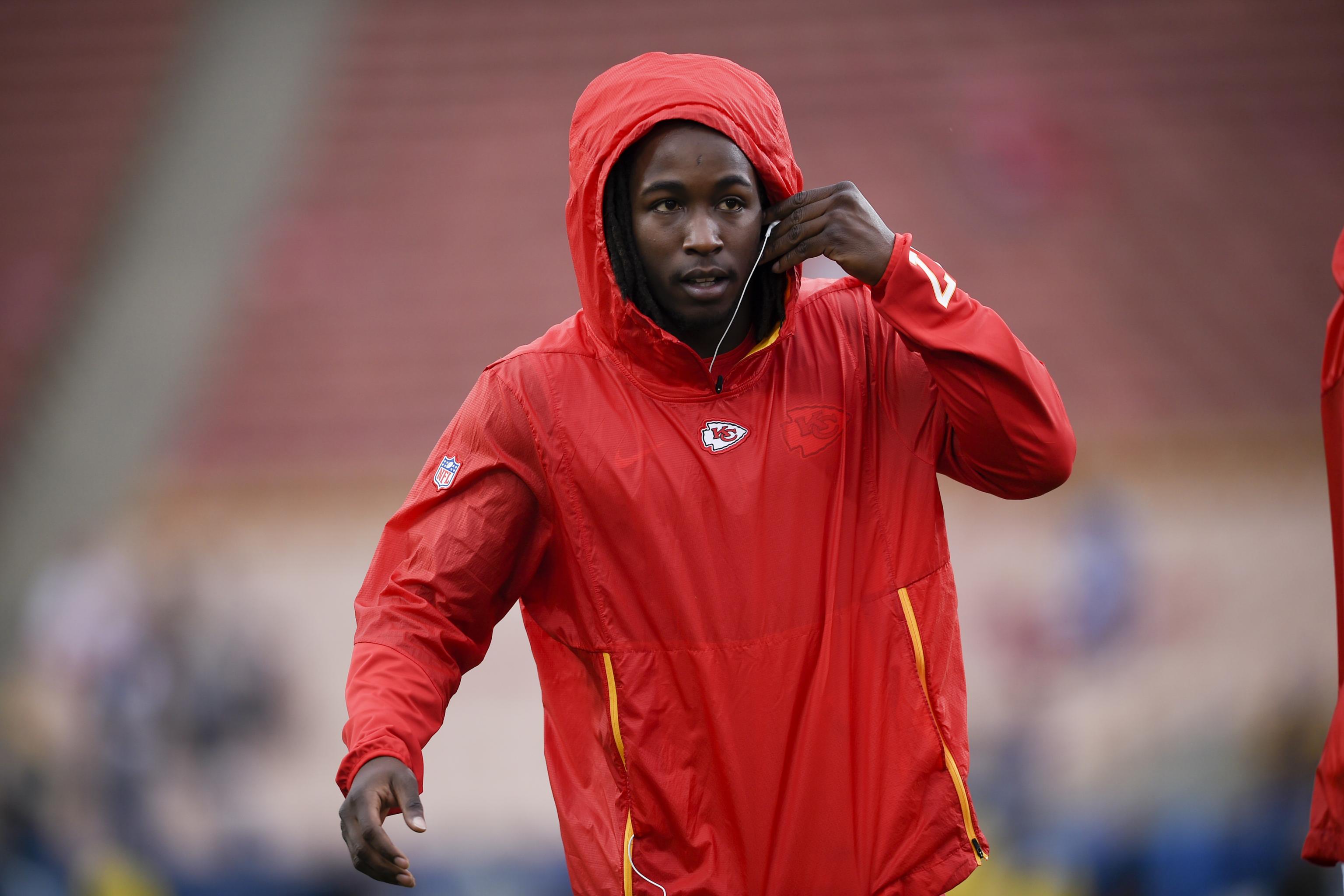 Kareem Hunt Released by Chiefs After Video Shows Altercation With Woman