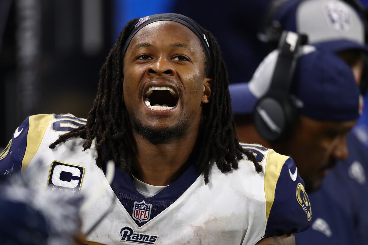 Todd Gurley, YG Link Up to Rap 'Big Bank' and Chop It Up in the Studio
