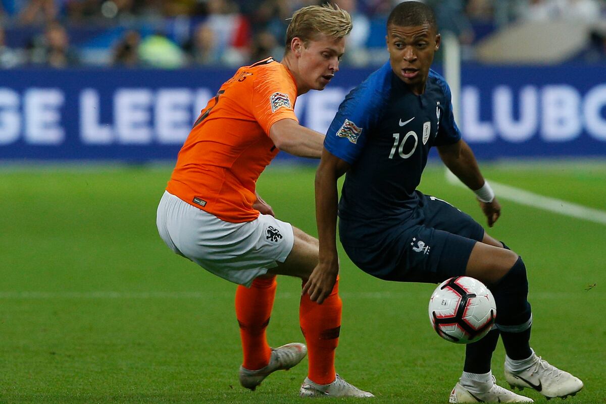 Psg S Kylian Mbappe Tells Ajax S Frenkie De Jong He S Very Welcome In Paris Bleacher Report Latest News Videos And Highlights