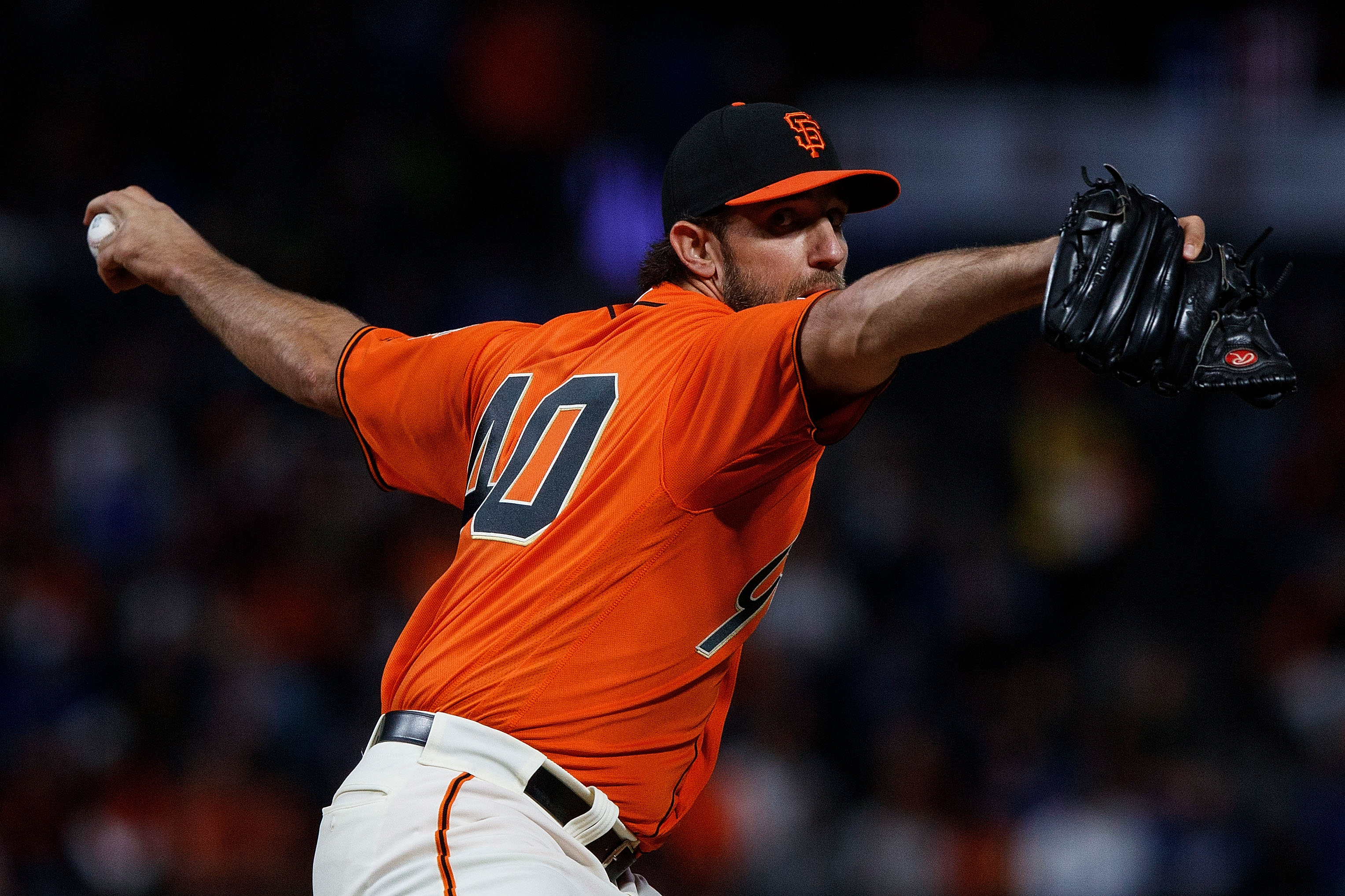 Brewers talking blockbuster trade for Giants' ace Madison Bumgarner