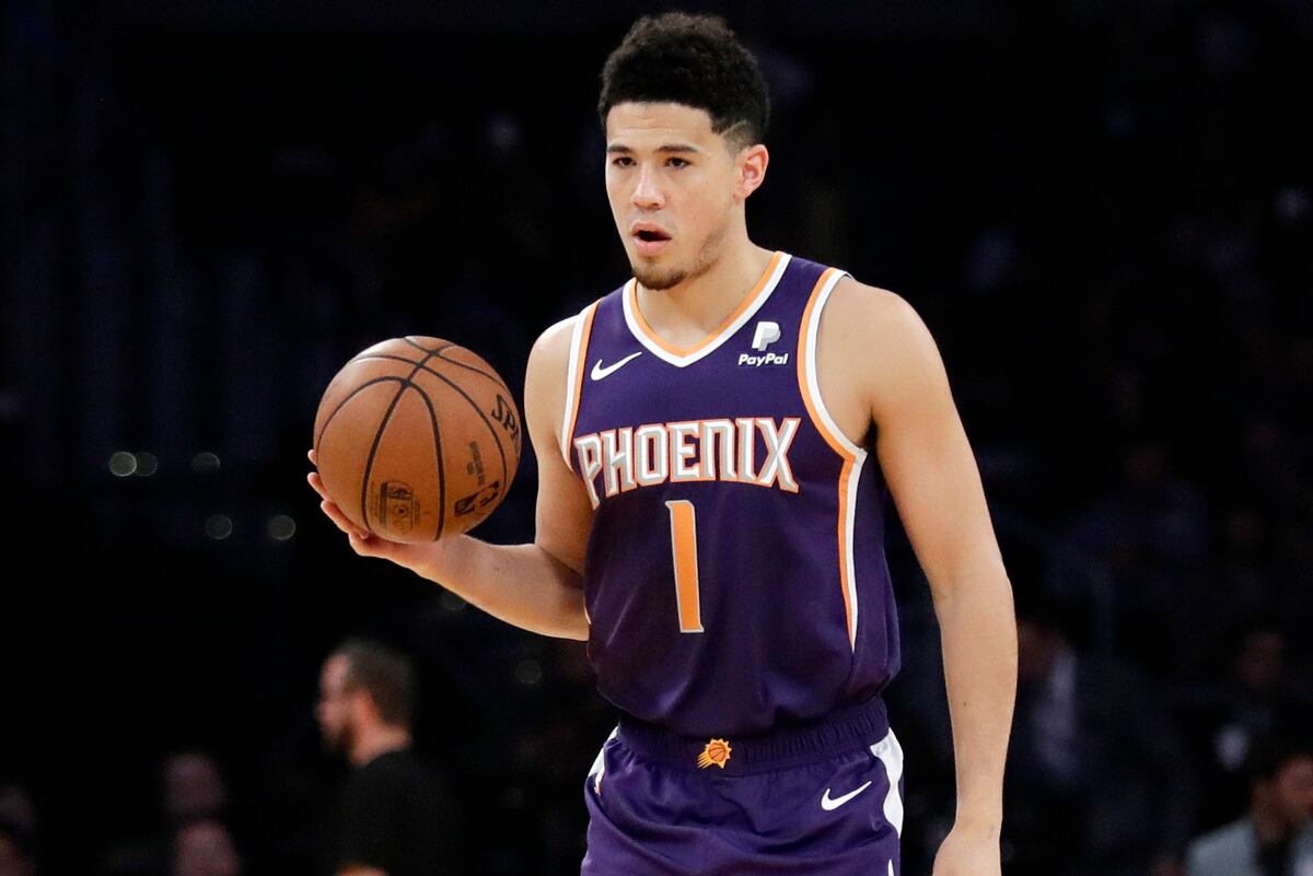 Devin Booker Won�t Return vs. Jazz After Being Helped off