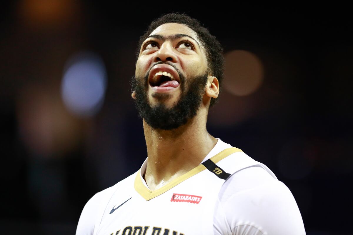 Anthony Davis Trade Rumors: Pelicans Star 'Hasn't Even Hinted at Being Unhappy' | Bleacher Report | Latest News, Videos and Highlights
