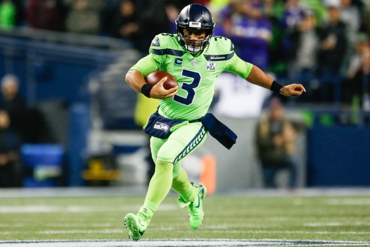 Russell Wilson, Stingy Seahawks D Destroy Shaky Kirk