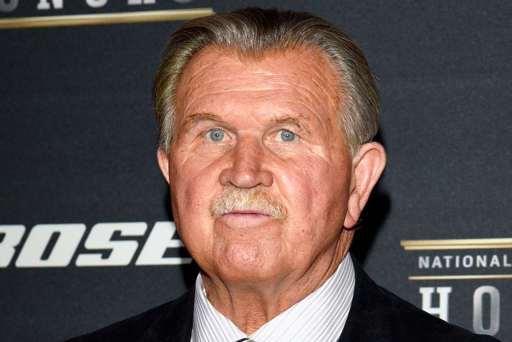 Aerial portrait of New Orleans Saints coach Mike Ditka sitting next News  Photo - Getty Images