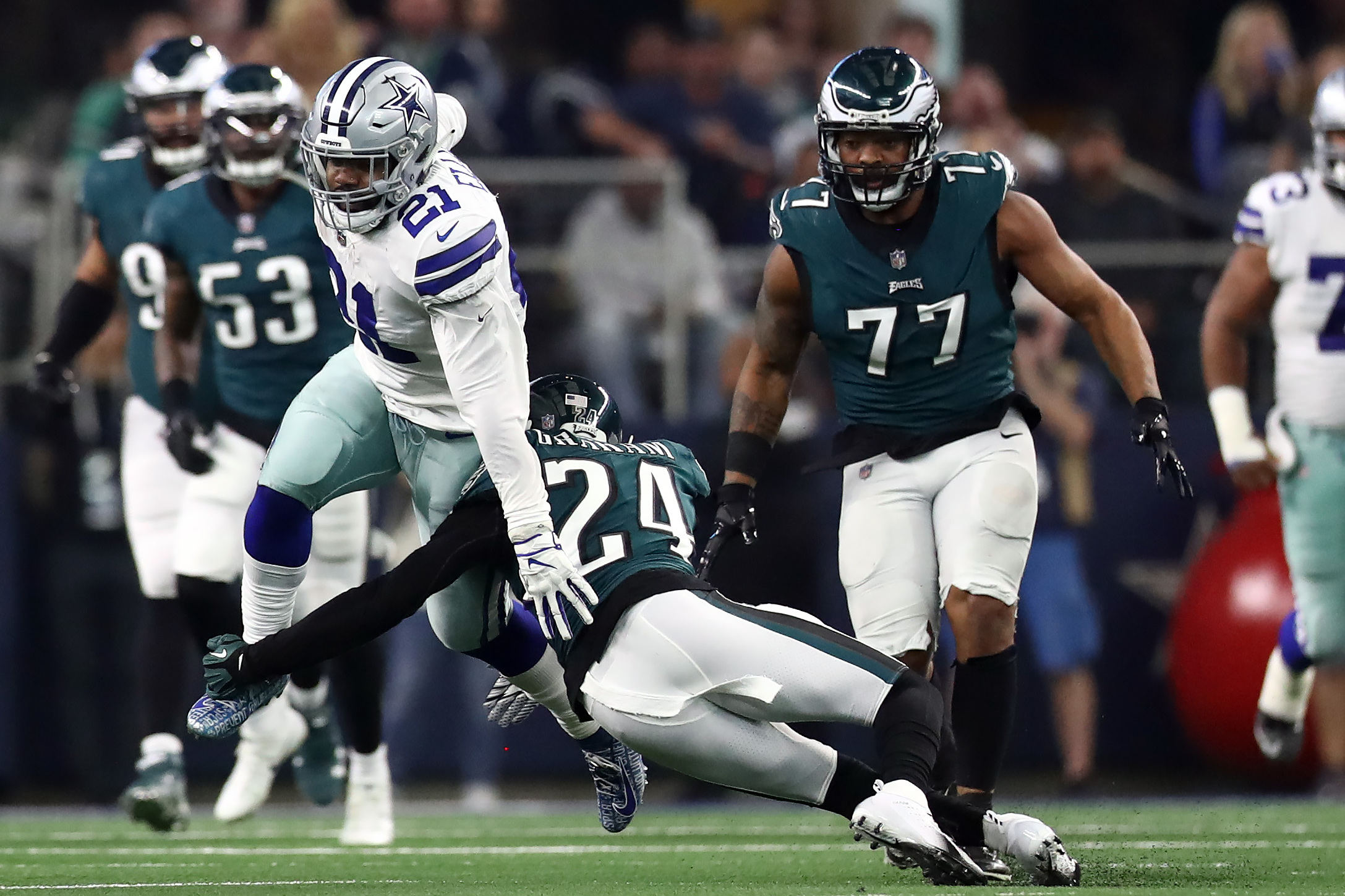 Ezekiel Elliott Reportedly Fined $26,739 for Lowering Helmet vs. Eagles, News, Scores, Highlights, Stats, and Rumors