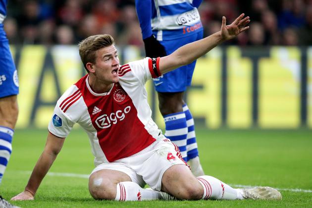 AMSTERDAM, NETHERLANDS - DECEMBER 16: Matthijs de Ligt of Ajax  during the Dutch Eredivisie  match between Ajax v De Graafschap at the Johan Cruijff Arena on December 16, 2018 in Amsterdam Netherlands (Photo by Erwin Spek/Soccrates/Getty Images)