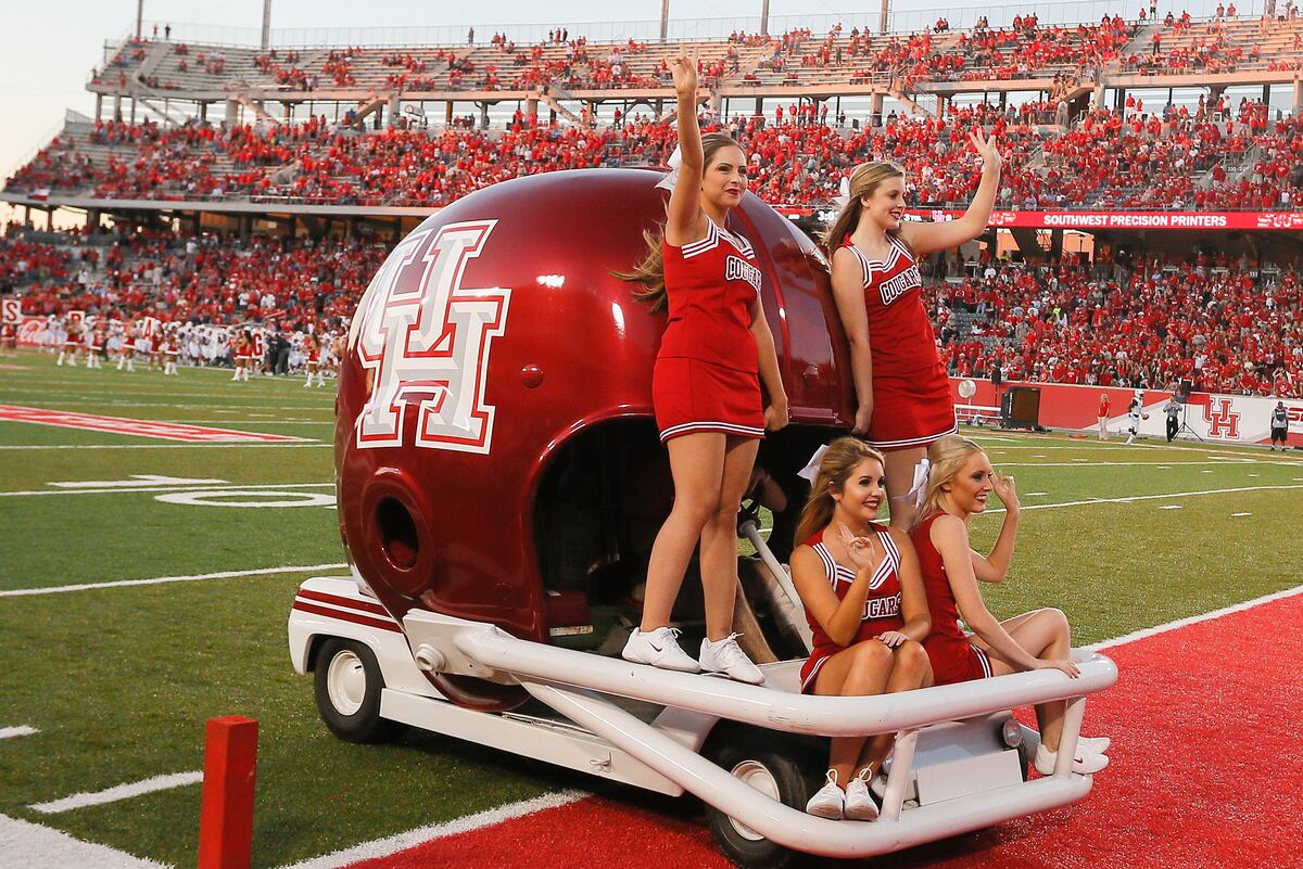 Armed Forces Bowl Odds: Houston vs. Army Betting Preview ... Watch ncaa college football armed forces bowl game 2020 between southern miss and tulane.