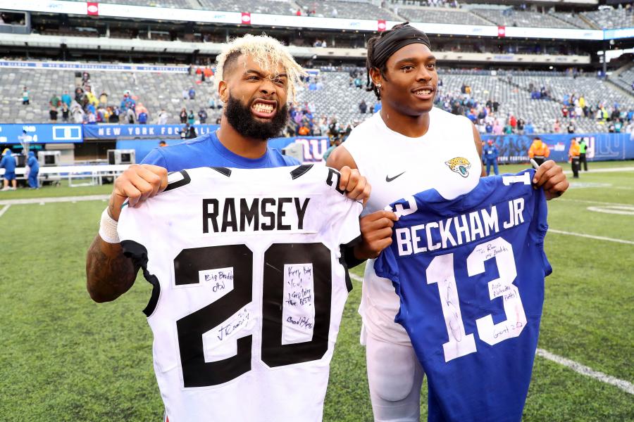 Swapping jerseys after games all the rage among NFL players