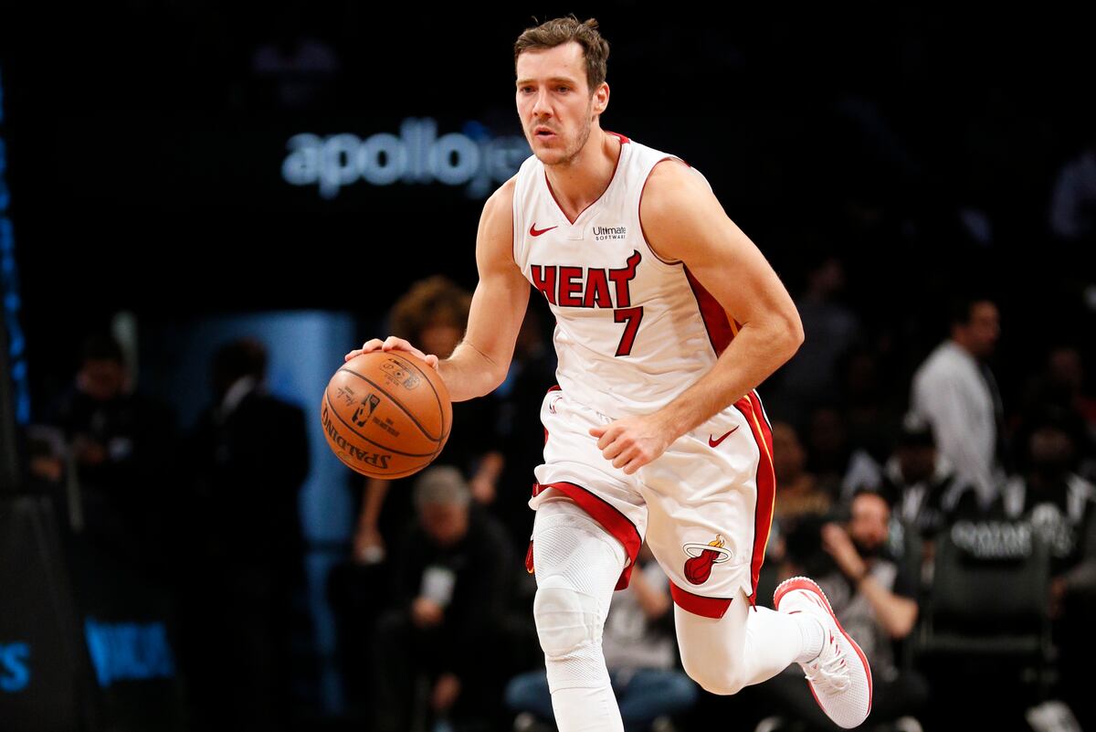 Heat S Goran Dragic S Ankle Injury Reportedly Diagnosed As Mild Sprain Football Addict