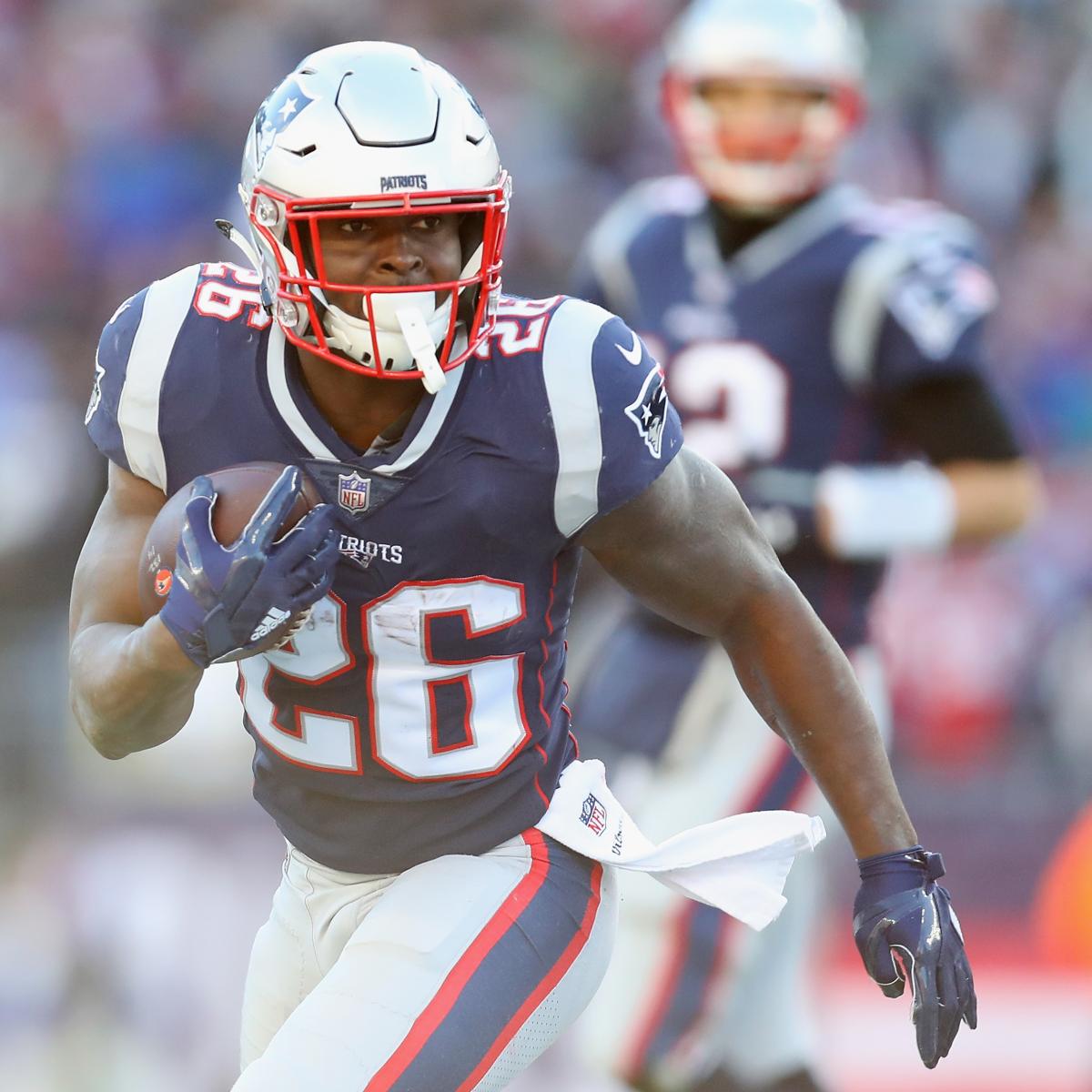 Start 'Em, Sit 'Em Week 17 Top Matchup Plays and Sleepers for Final