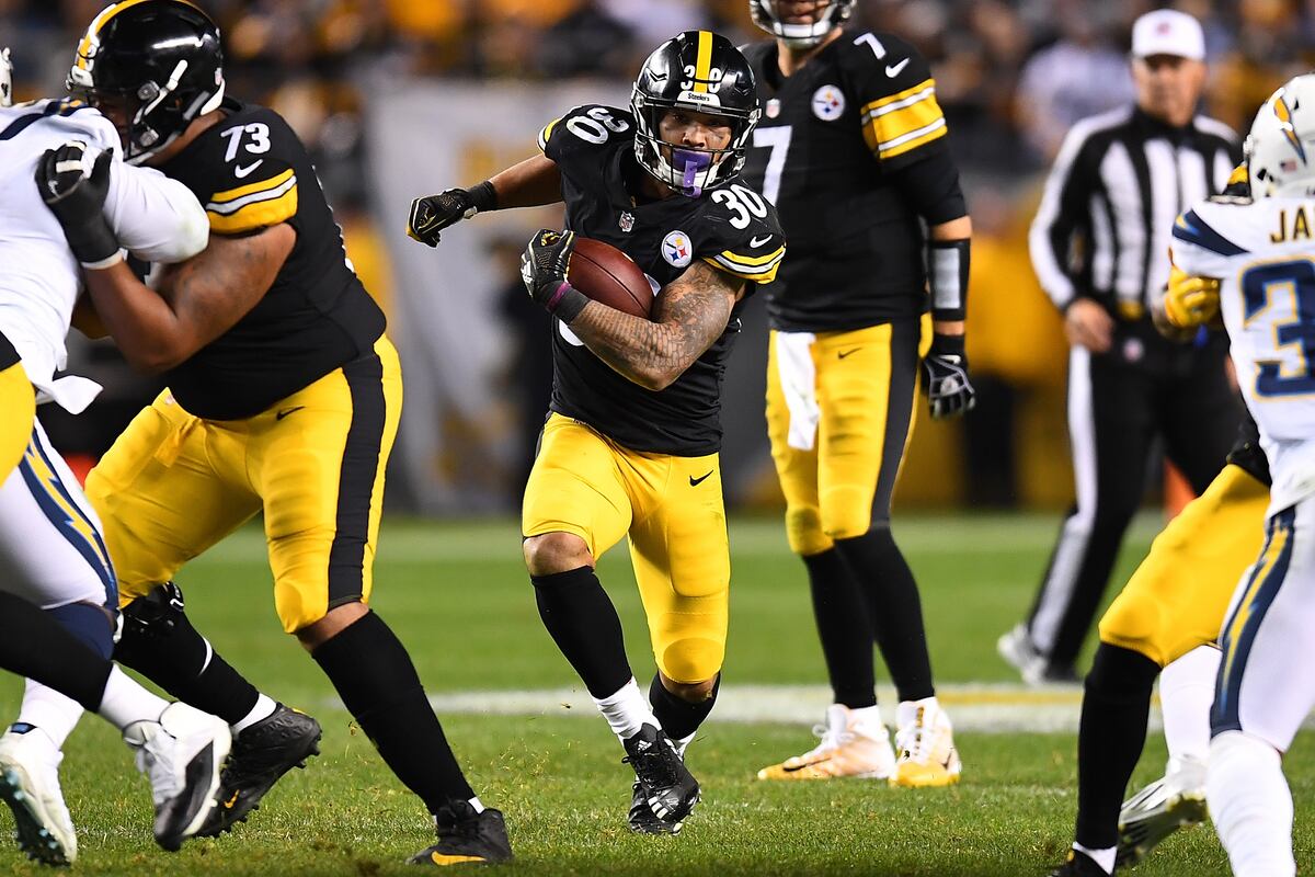 Report: James Conner Has Realistic Chance to Play vs 
