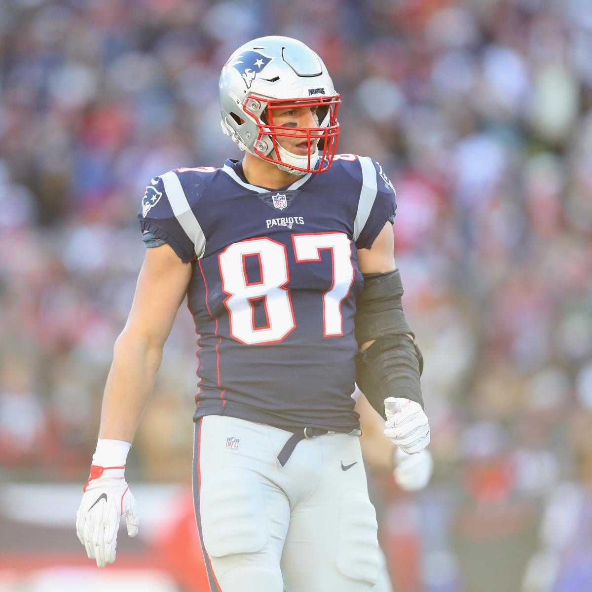 Patriots tight end Rob Gronkowski retires from NFL