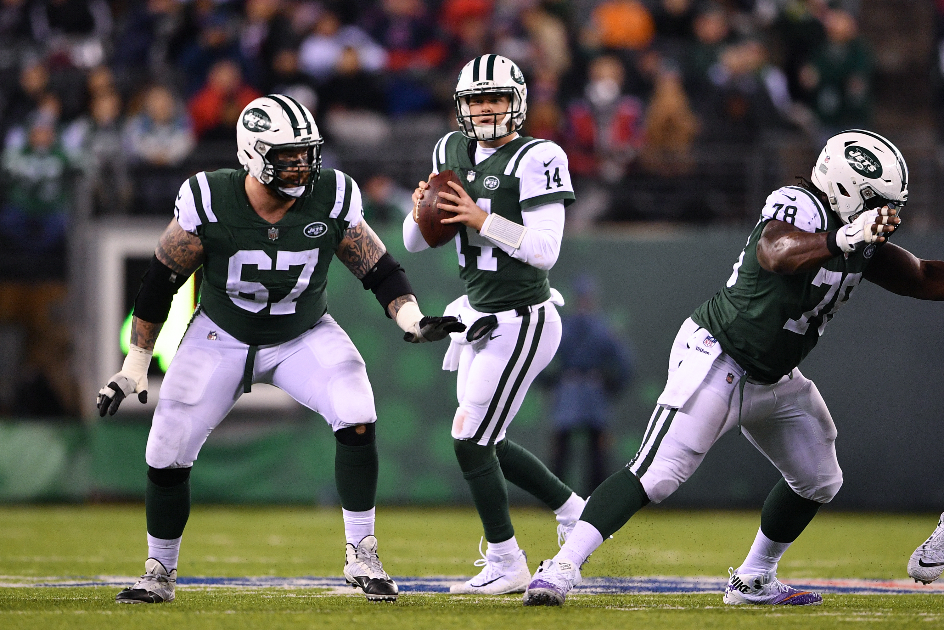 Jets linemen make Sam Darnold pay for lame Christmas gifts – New