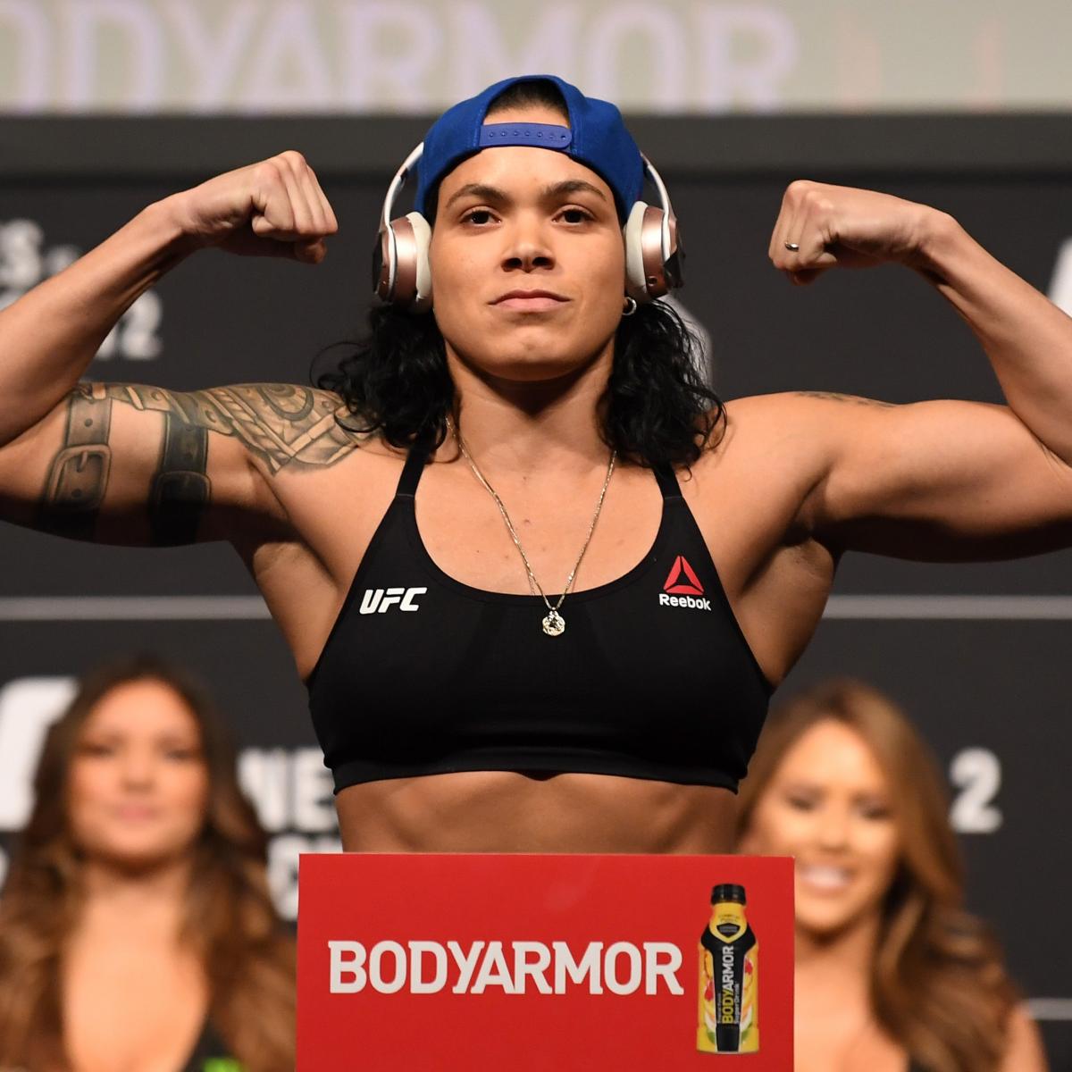 Amanda Nunes Stuns Cris Cyborg via 1st-Round Knockout to Win Featherweight Title | Bleacher ...