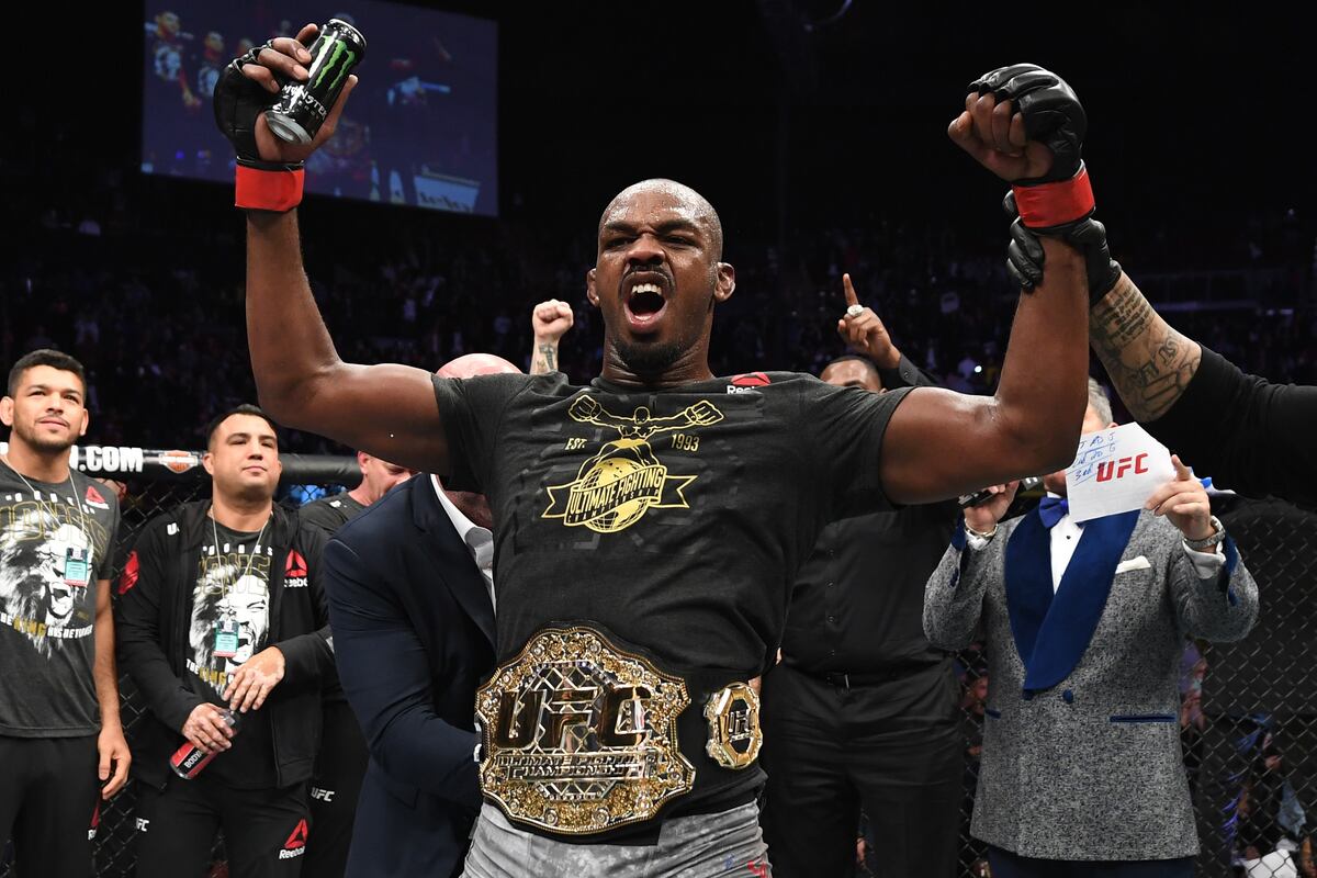 ufc 232 results jon jones wins light heavyweight title in boxing news light heavyweight